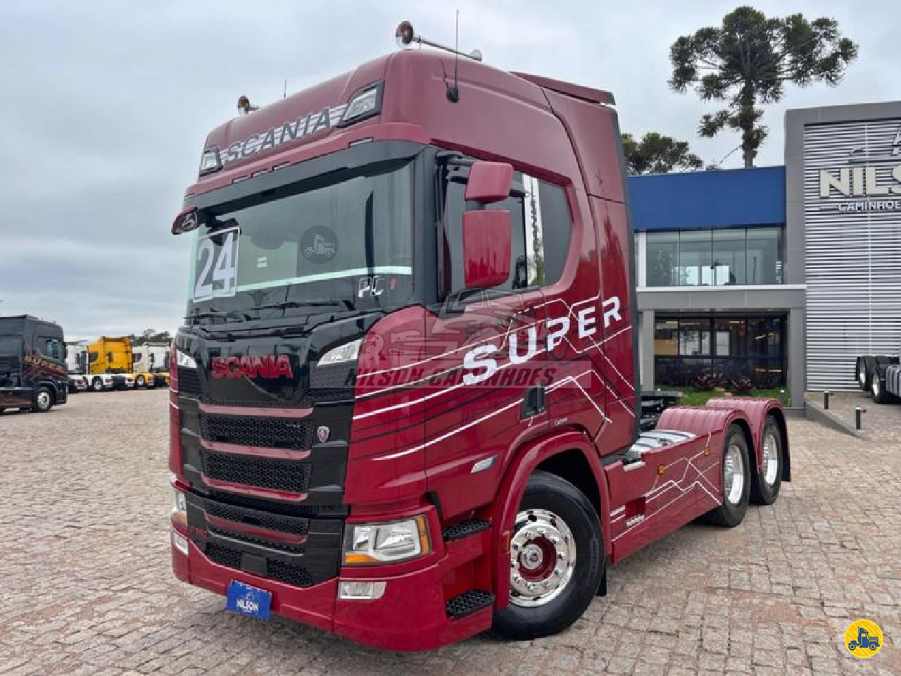 CAMINHAO SCANIA SCANIA R560 Cavalo Mecânico Cavalo 6x4 Nilson Caminhoes SAO JOSE DOS PINHAIS PARANÁ PR
