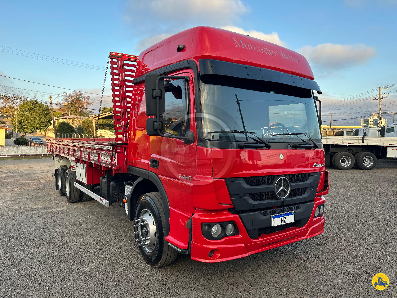 CAMINHAO MERCEDES-BENZ MB 2426 Carga Seca Truck 6x2 NZ Veículos e Caminhões ICARA SANTA CATARINA SC