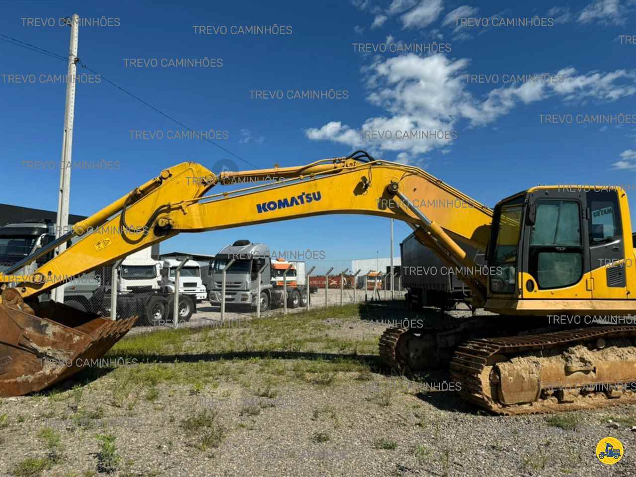 ESCAVADEIRA KOMATSU PC300 Trevo Caminhões - AGB ITAJAI SANTA CATARINA SC