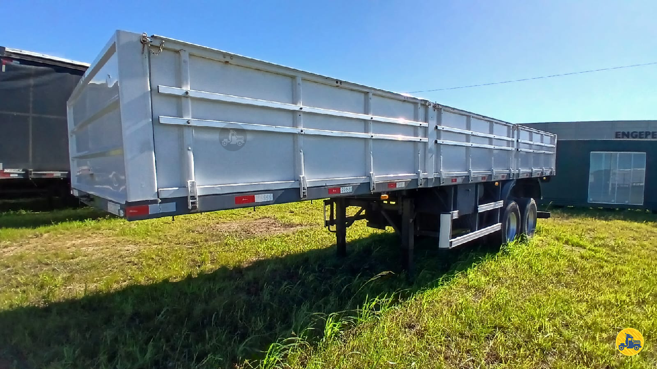 CARRETA SEMI-REBOQUE GRANELEIRO Trevo Caminhões - AGB ITAJAI SANTA CATARINA SC