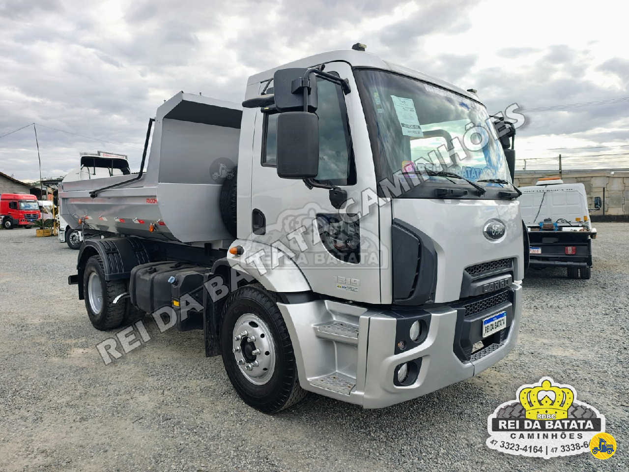 CAMINHAO FORD CARGO 1319 Caçamba Basculante Toco 4x2 Rei da Batata Caminhões BLUMENAU SANTA CATARINA SC