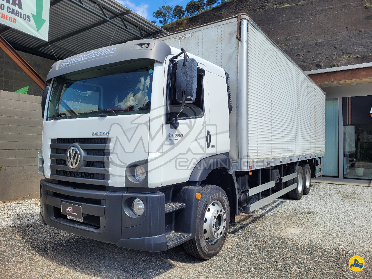 CAMINHAO VOLKSWAGEN VW 24280 Baú Furgão Truck 6x2 Maxi Caminhões TERESOPOLIS RIO DE JANEIRO RJ