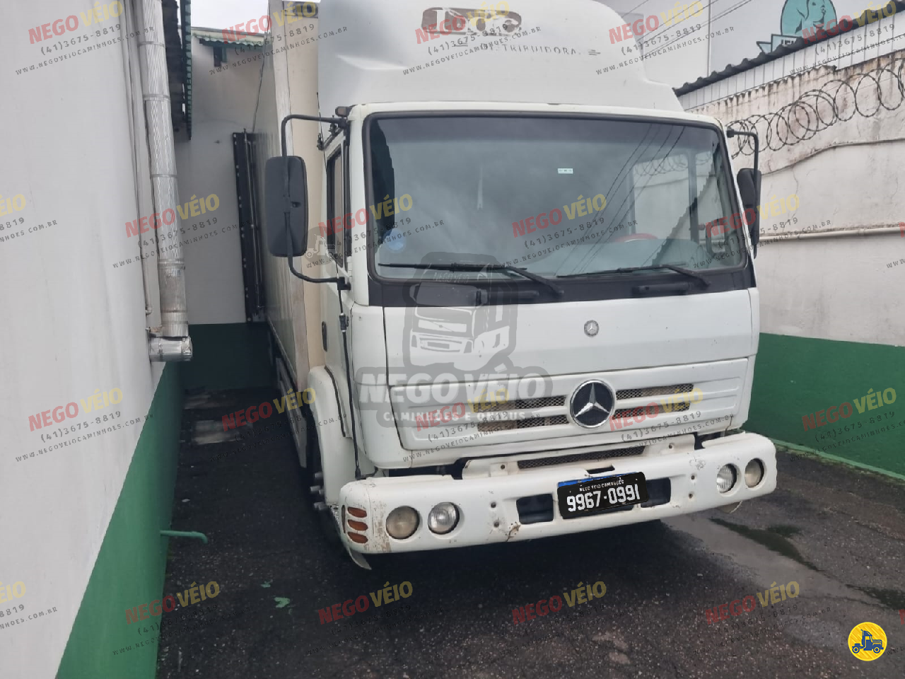 CAMINHAO MERCEDES-BENZ MB 712 Baú Frigorífico Nego Véio Caminhões e Ônibus  COLOMBO PARANÁ PR