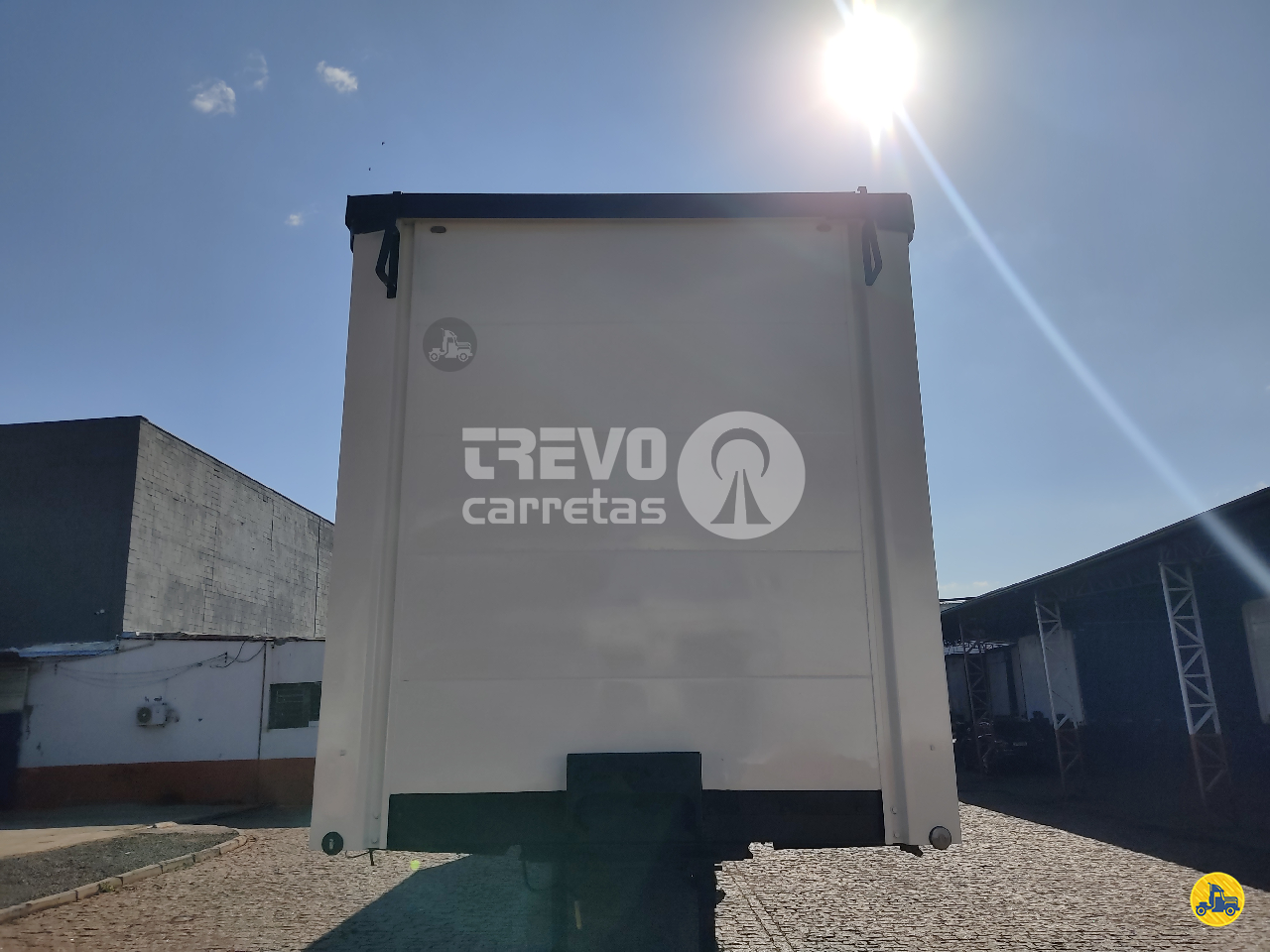 CARRETA SEMI-REBOQUE BAU SIDER Reta Trevo Carretas SUMARE SÃO PAULO SP