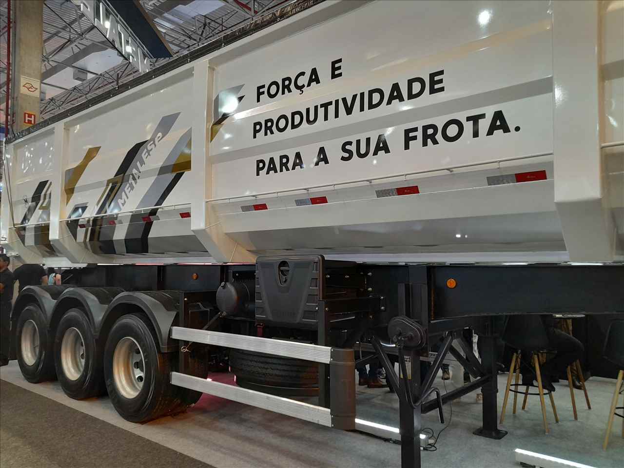 Foto da Loja da Capital Caminhões - Implementos Rodoviários - Novos e Usados