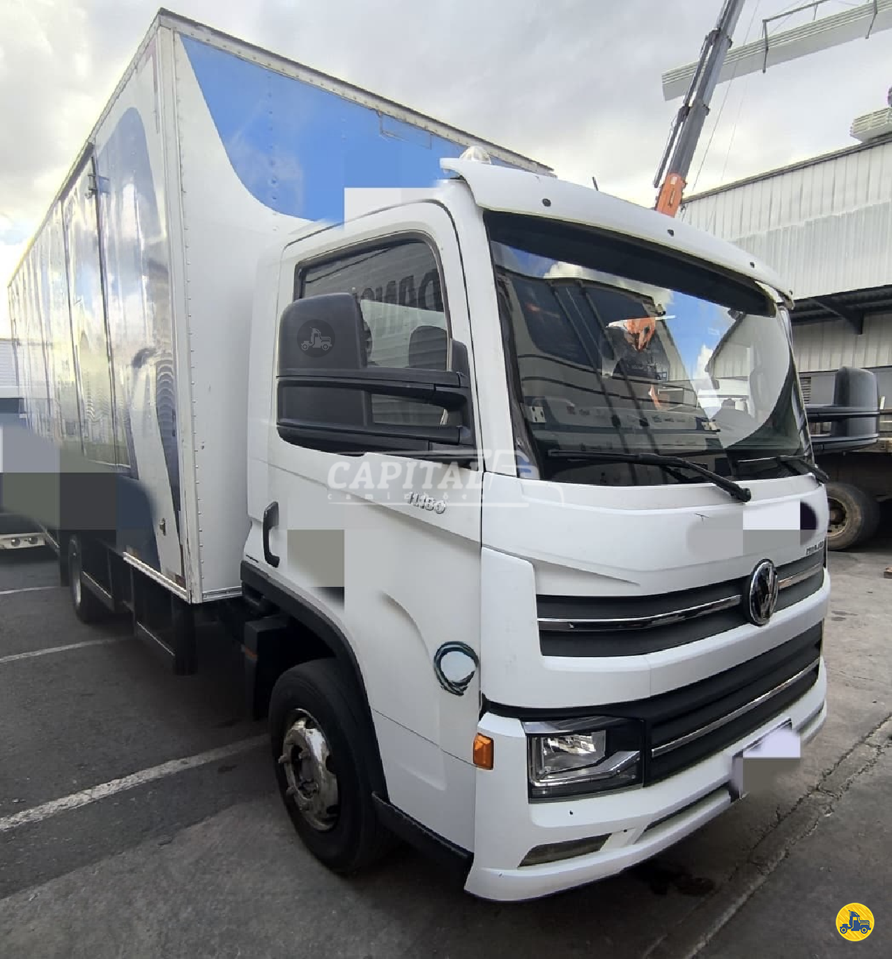 CAMINHAO VOLKSWAGEN VW 11180 Baú Furgão 3/4 4x2 Capital Caminhões - Implementos Rodoviários - Novos e Usados LUZIANIA GOIAS GO