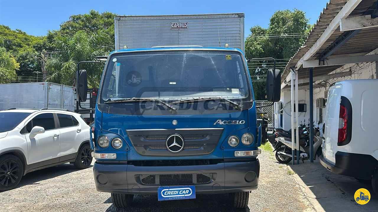 CAMINHAO MERCEDES-BENZ MB 815 Baú Furgão Toco 4x2 Credicar Automóveis  GUARATINGUETA SÃO PAULO SP