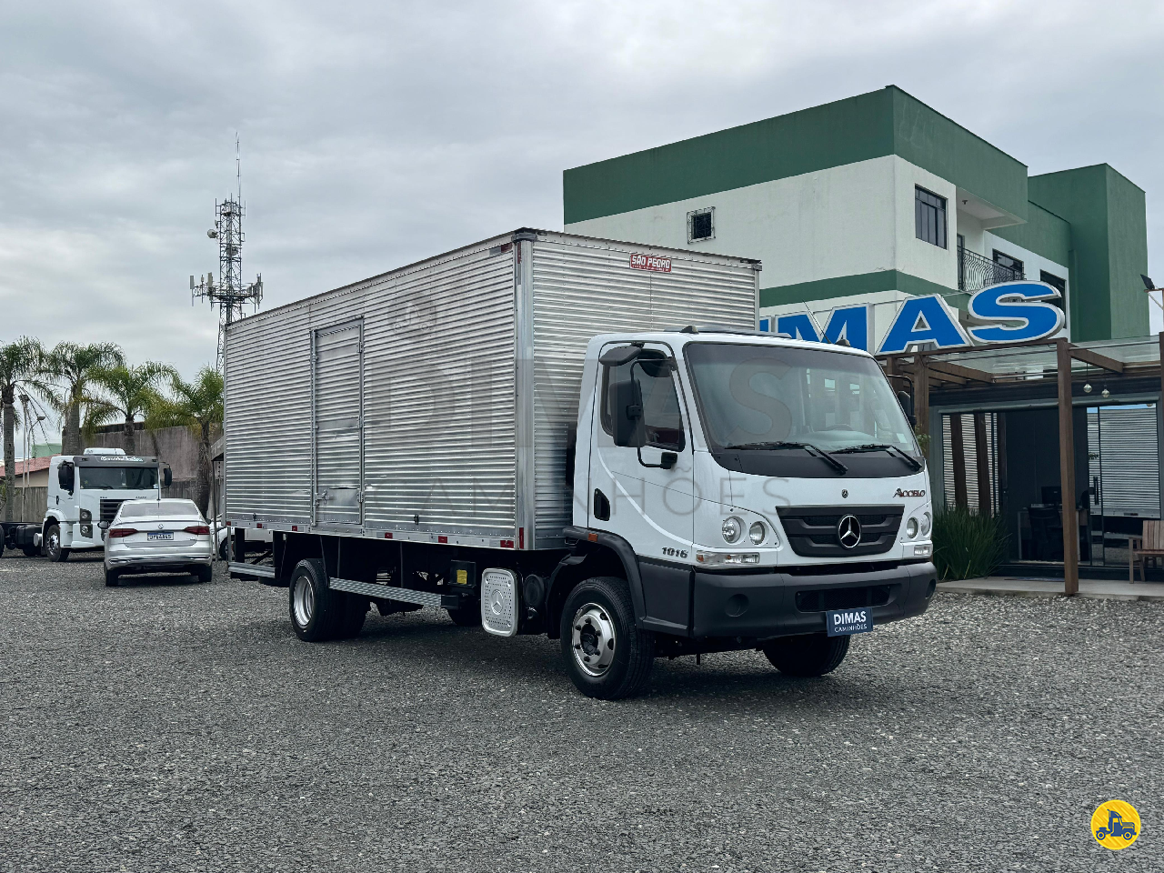 CAMINHAO MERCEDES-BENZ MB 1016 Baú Furgão 3/4 4x2 Dimas Caminhões SAO JOSE SANTA CATARINA SC