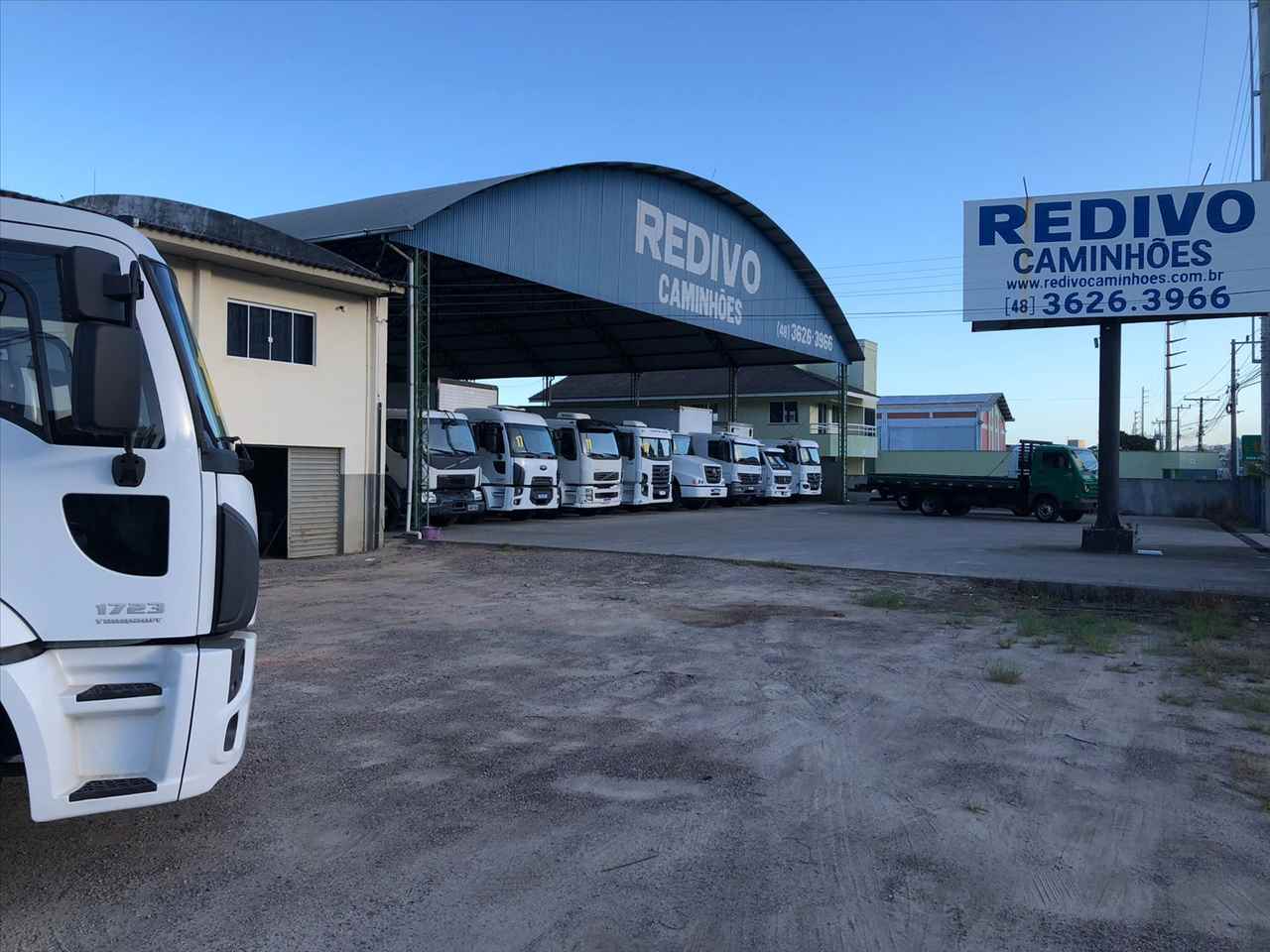 Foto da Loja da Redivo Caminhões