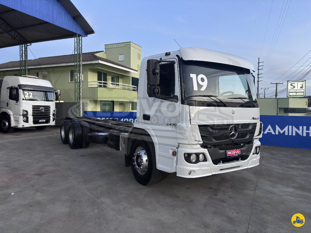 CAMINHAO MERCEDES-BENZ MB 2430 Chassis Truck 6x2 Redivo Caminhões TUBARAO SANTA CATARINA SC