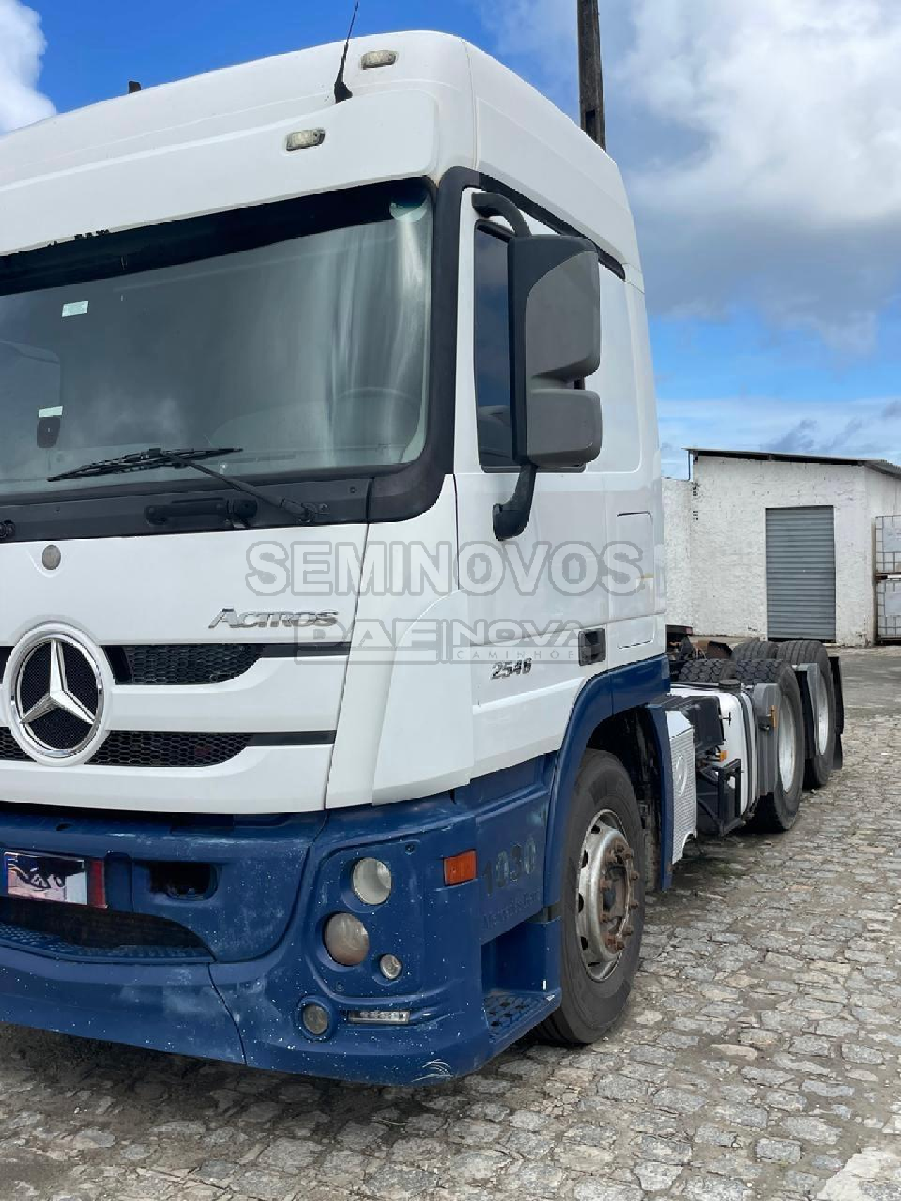 CAMINHAO MERCEDES-BENZ MB 2546 Cavalo Mecânico Cavalo 6x2 DAF Nova Caminhões - Jaboatão dos Guararapes JABOATAO DOS GUARARAPES PERNAMBUCO PE