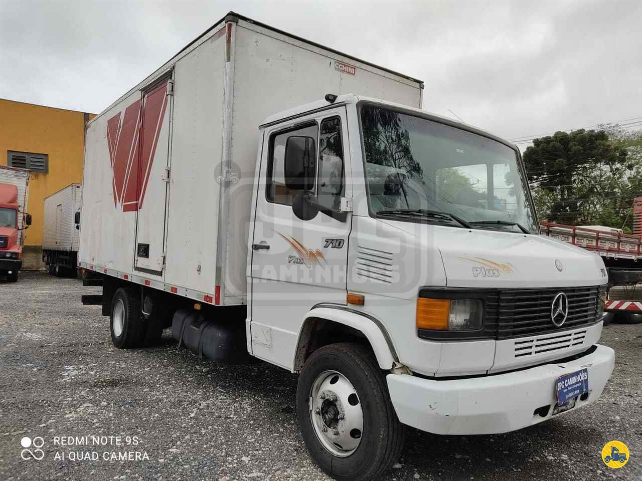 CAMINHAO MERCEDES-BENZ MB 710 Baú Furgão 3/4 4x2 JPC Caminhões CURITIBA PARANÁ PR