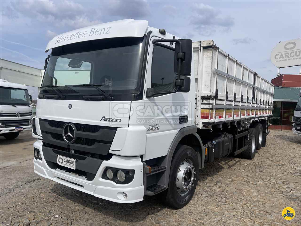 CAMINHAO MERCEDES-BENZ MB 2426 Graneleiro Truck 6x2 Cargus Caminhões Multimarcas PARA DE MINAS MINAS GERAIS MG