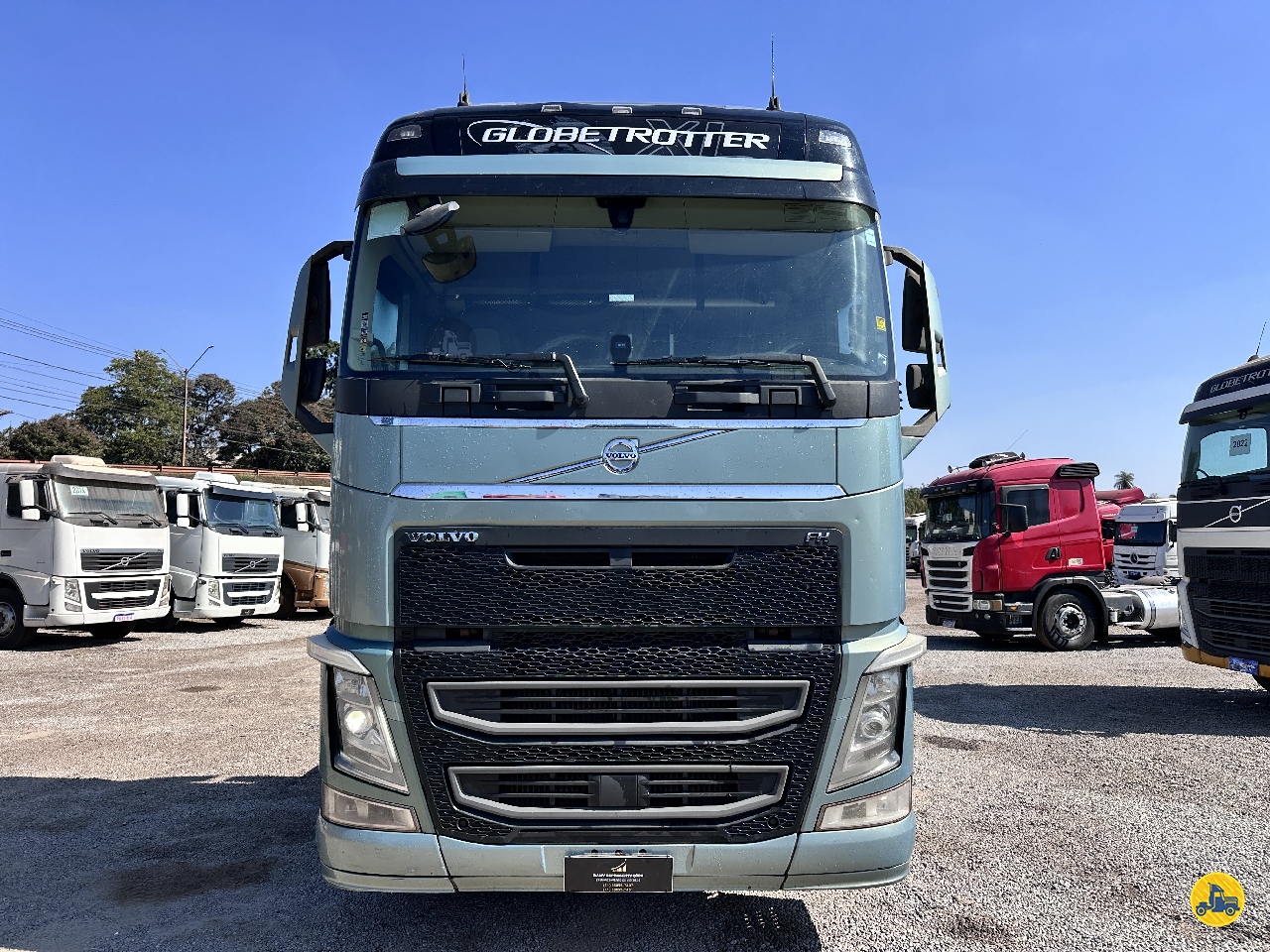 VOLVO FH 460 de 13 de Maio Caminhões
