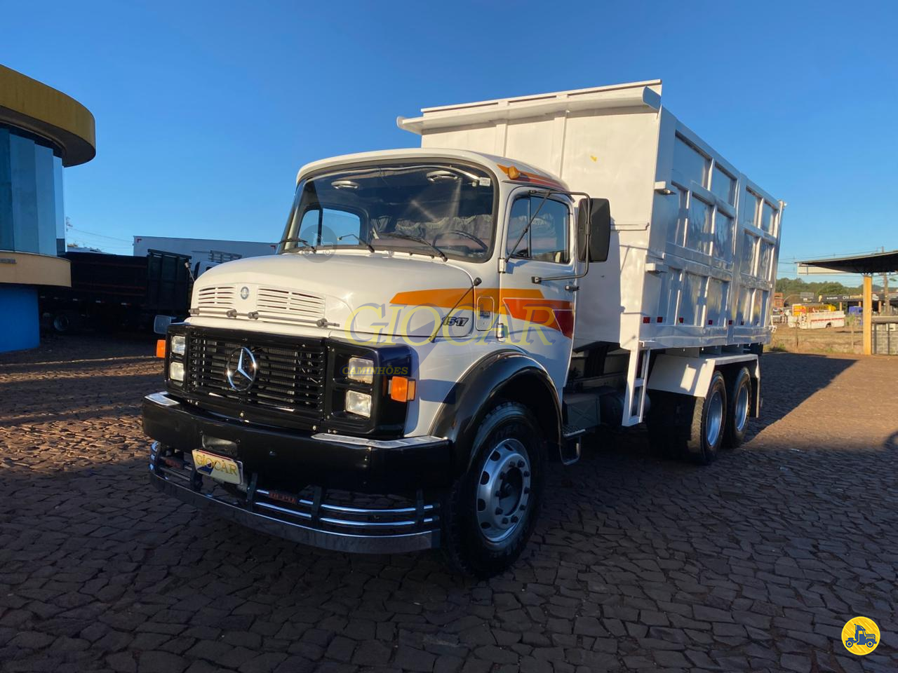 CAMINHAO MERCEDES-BENZ MB 1517 Caçamba Basculante Truck 6x2 Giocar Caminhões PATO BRANCO PARANÁ PR