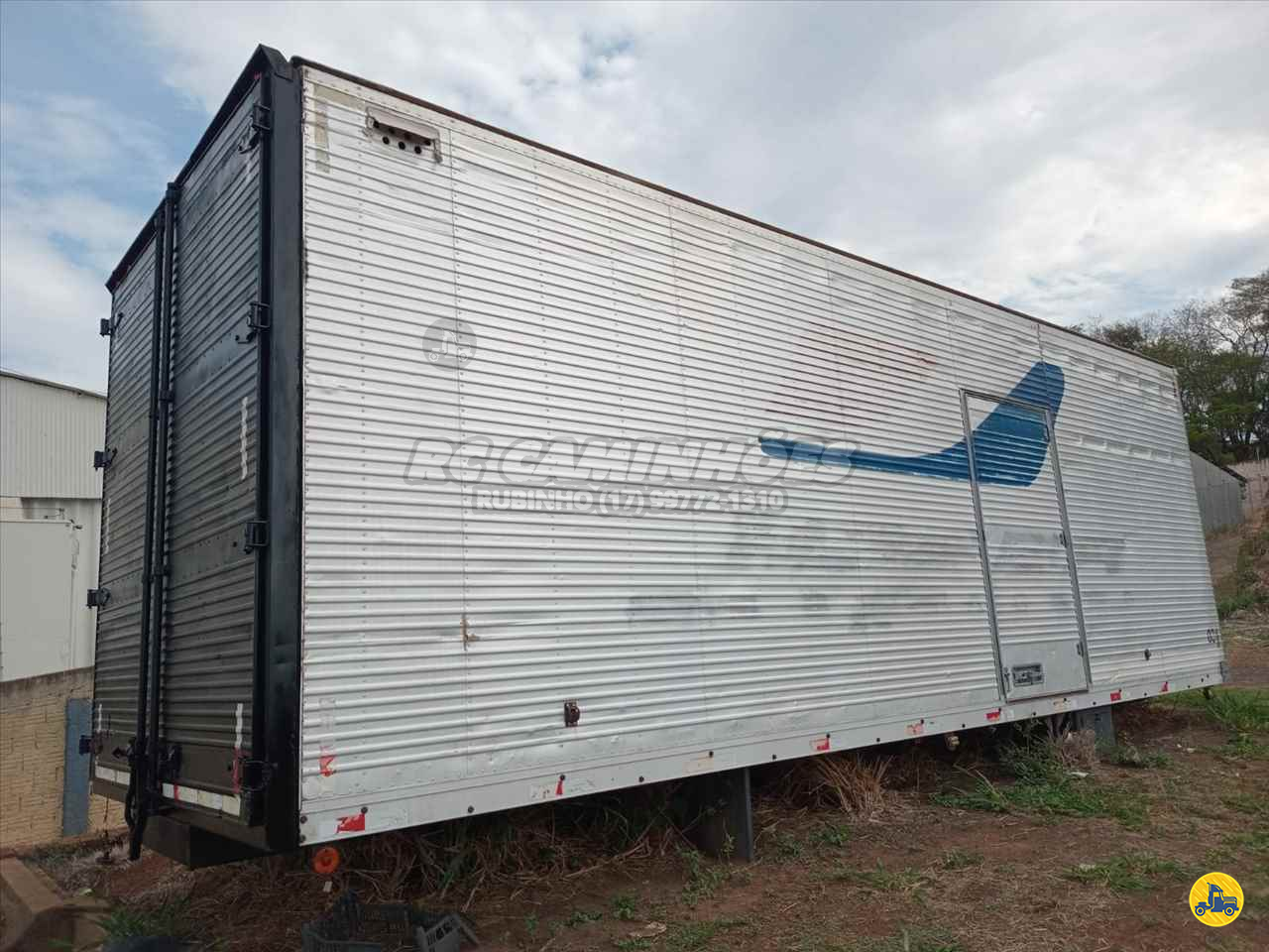 CARROCERIA SOBRE CHASSI  UTILITARIOS CARGA SECA RC Caminhões São José do Rio Preto SÃO PAULO SP