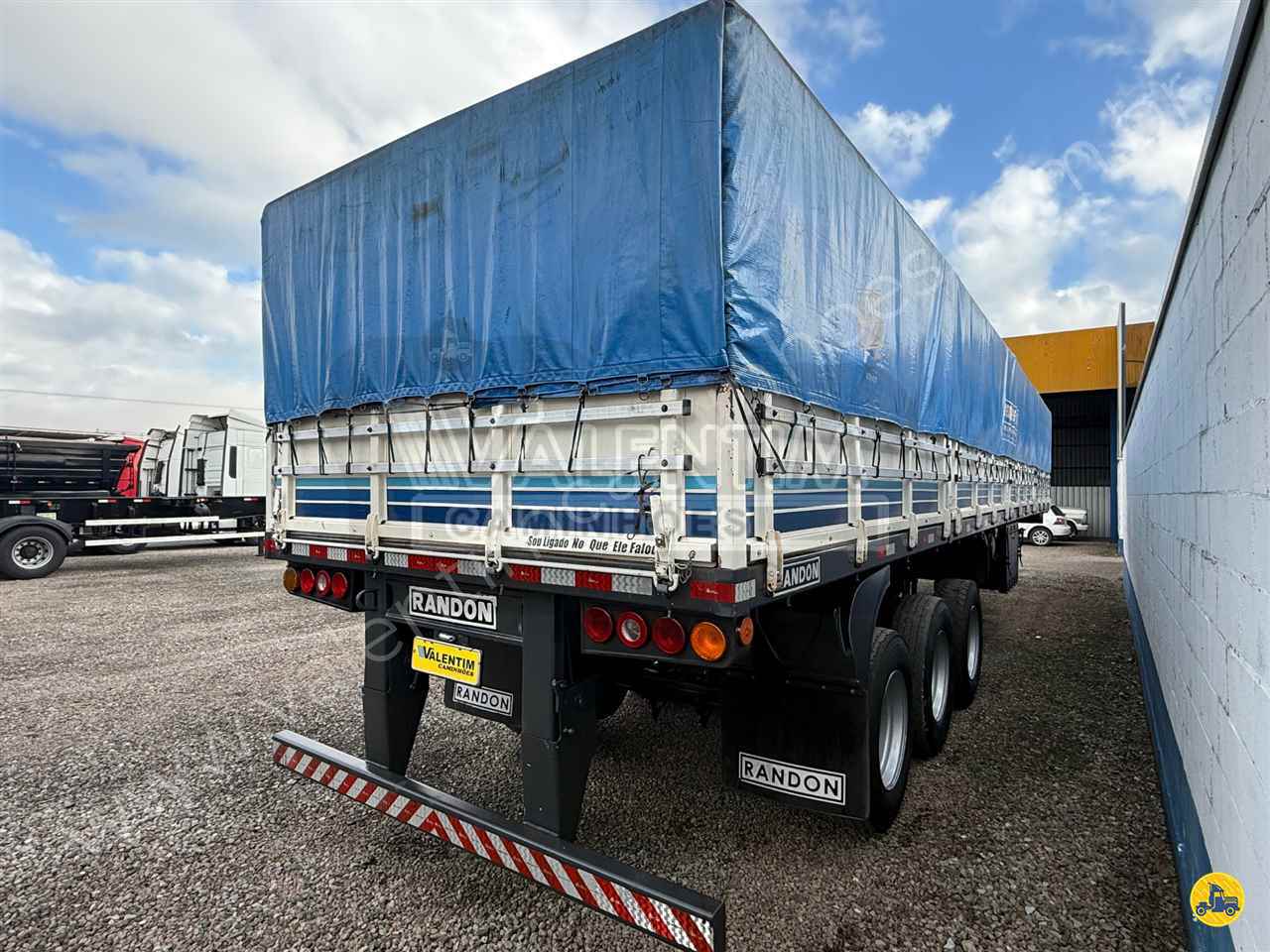 CARRETA SEMI-REBOQUE GRANELEIRO Valentim Caminhões ITAJAI SANTA CATARINA SC