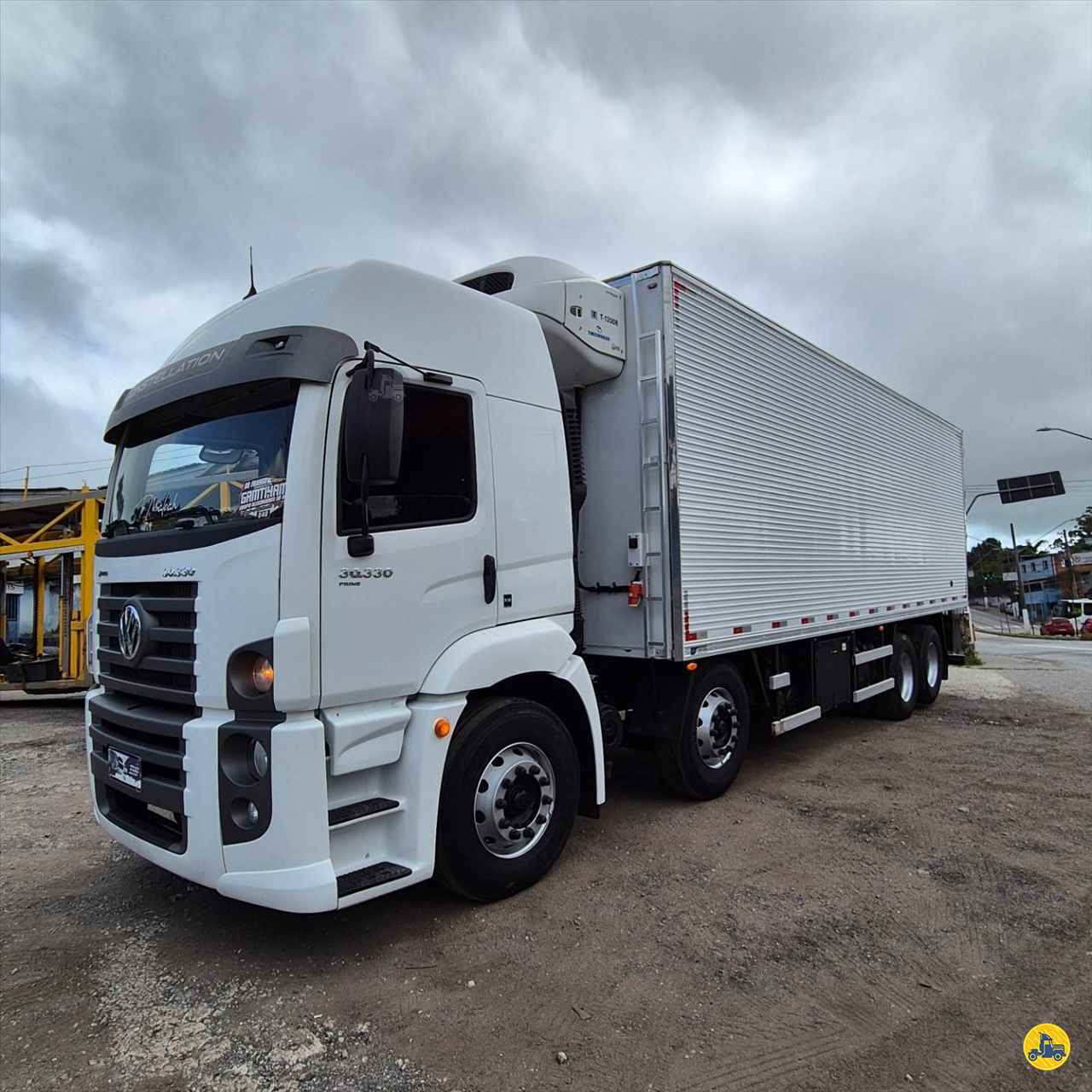 CAMINHAO VOLKSWAGEN VW 30330 Baú Frigorífico BiTruck 8x2 Vanlex Caminhões SAO BERNARDO DO CAMPO SÃO PAULO SP