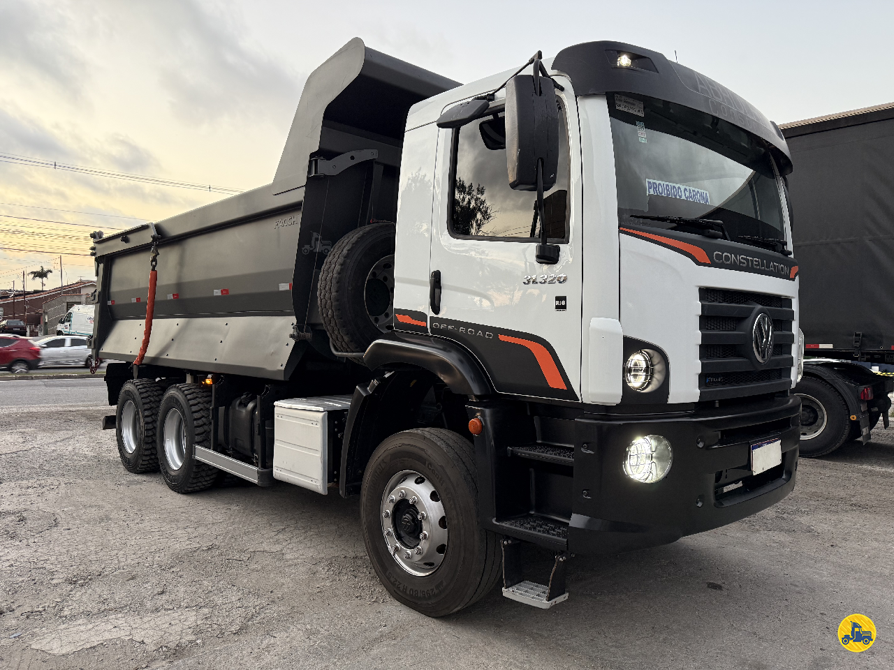 CAMINHAO VOLKSWAGEN VW 31320 Caçamba Basculante Truck 6x4 Vanlex Caminhões SAO BERNARDO DO CAMPO SÃO PAULO SP