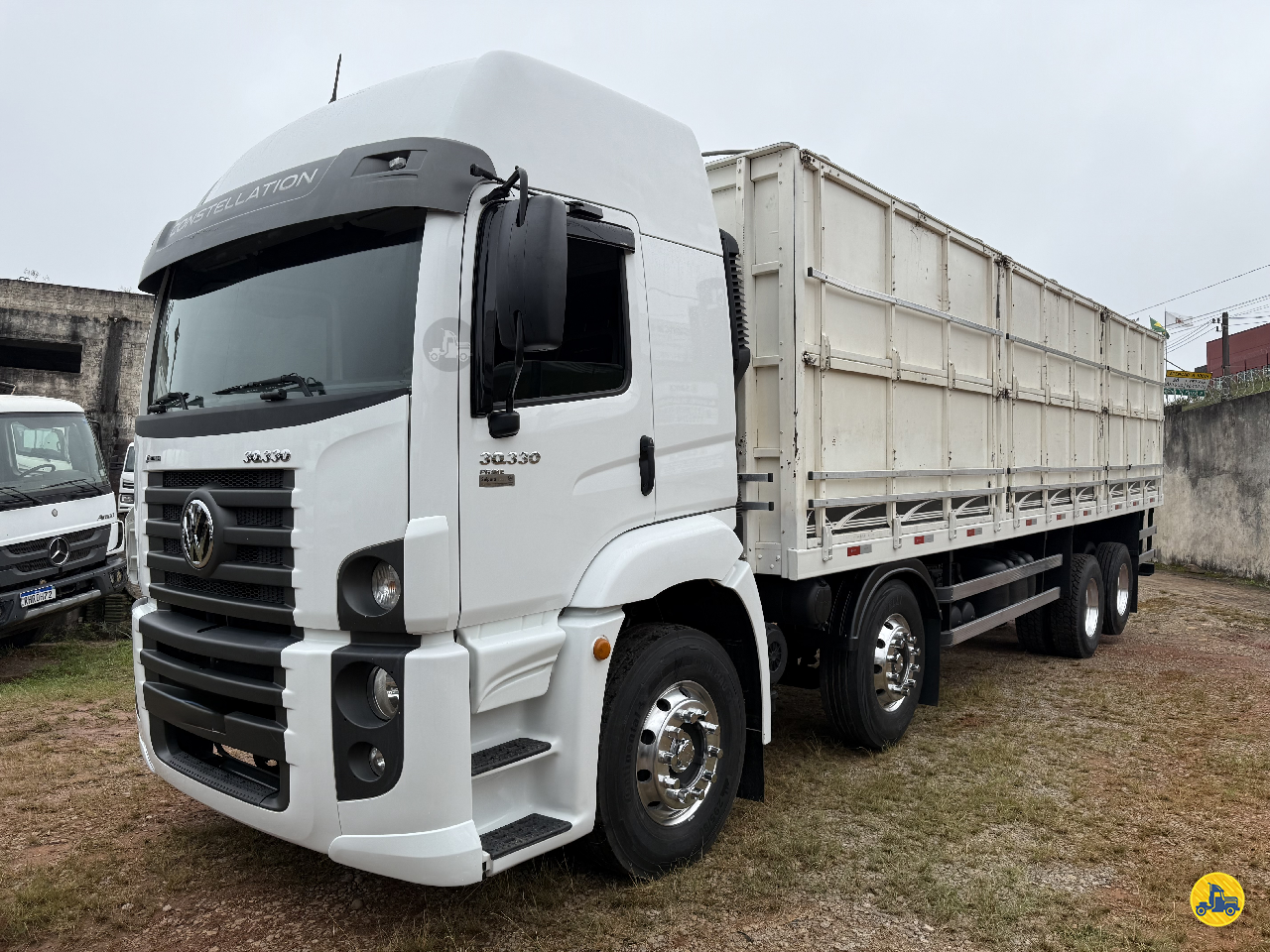 CAMINHAO VOLKSWAGEN VW 30330 Graneleiro BiTruck 8x2 Vanlex Caminhões SAO BERNARDO DO CAMPO SÃO PAULO SP