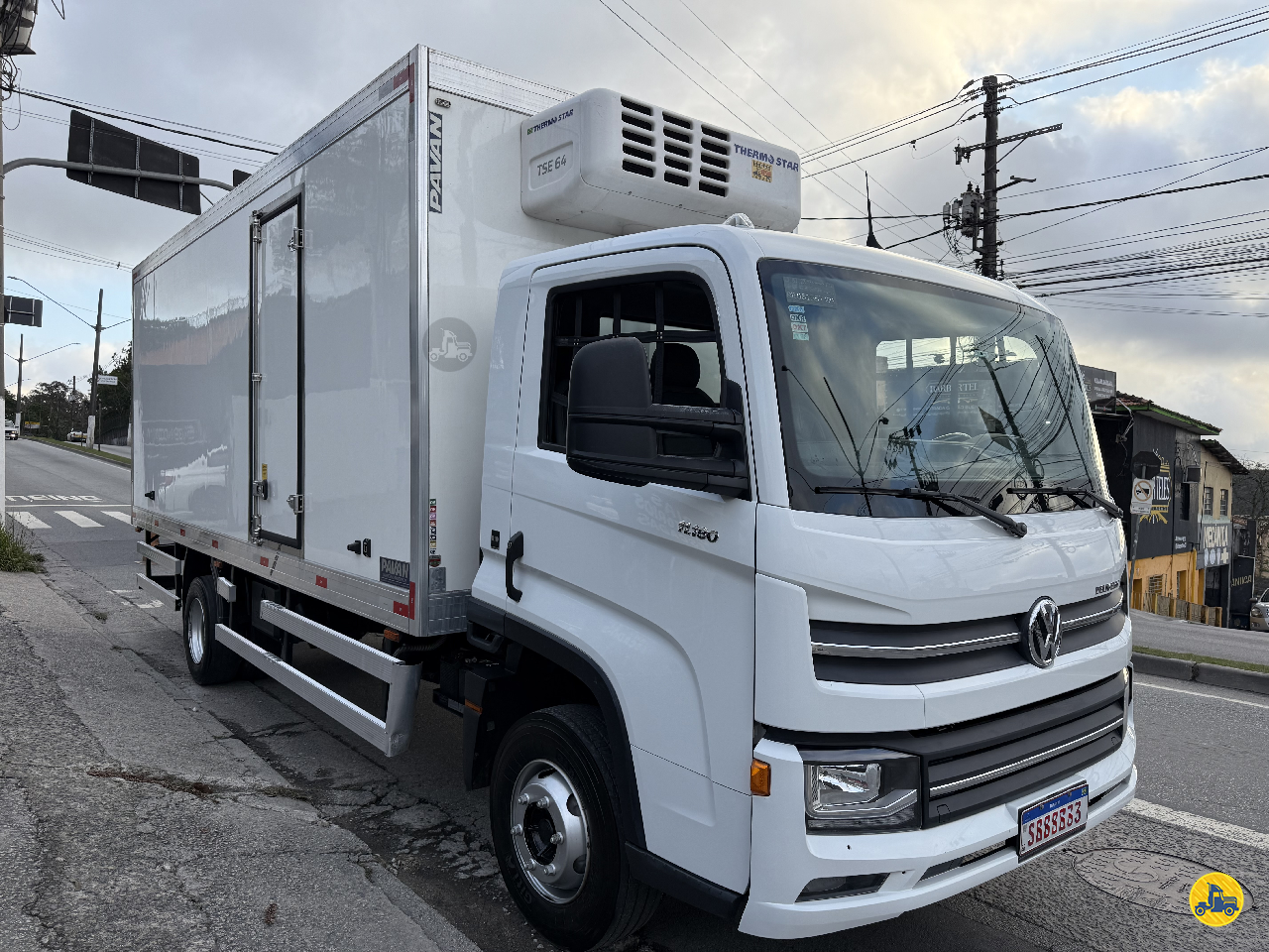 CAMINHAO VOLKSWAGEN VW 11180 Baú Frigorífico 3/4 4x2 Vanlex Caminhões SAO BERNARDO DO CAMPO SÃO PAULO SP