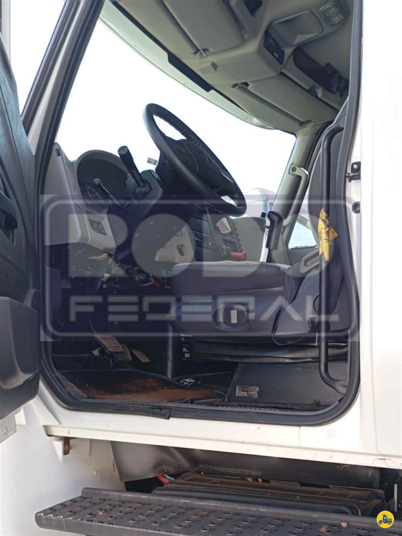 CAMINHAO INTERNATIONAL DURASTAR 4400 Baú Sider BiTruck 8x2 Rodofederal - MT VARZEA GRANDE MATO GROSSO MT