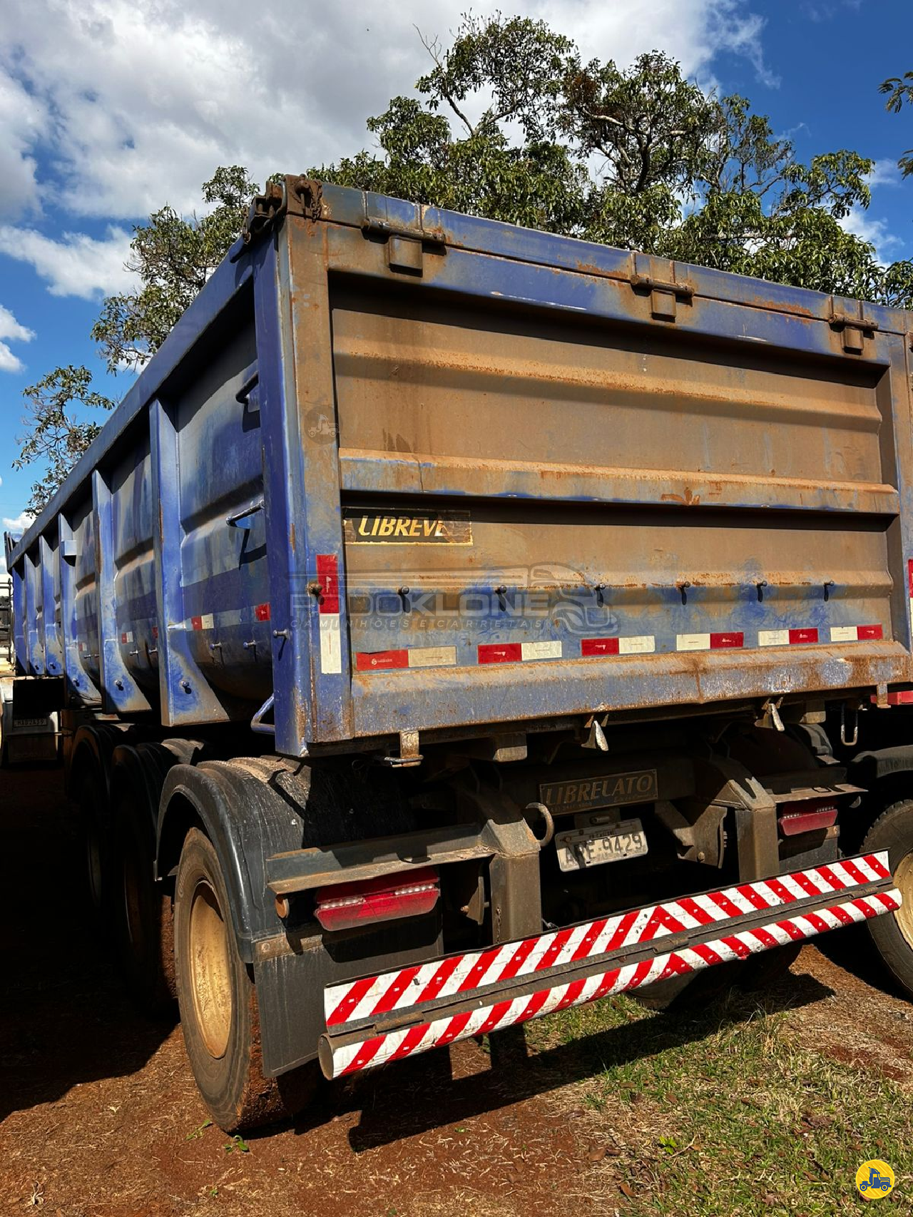 CARRETA SEMI-REBOQUE BASCULANTE Rodoklone Caminhões e Carretas  CASCAVEL PARANÁ PR