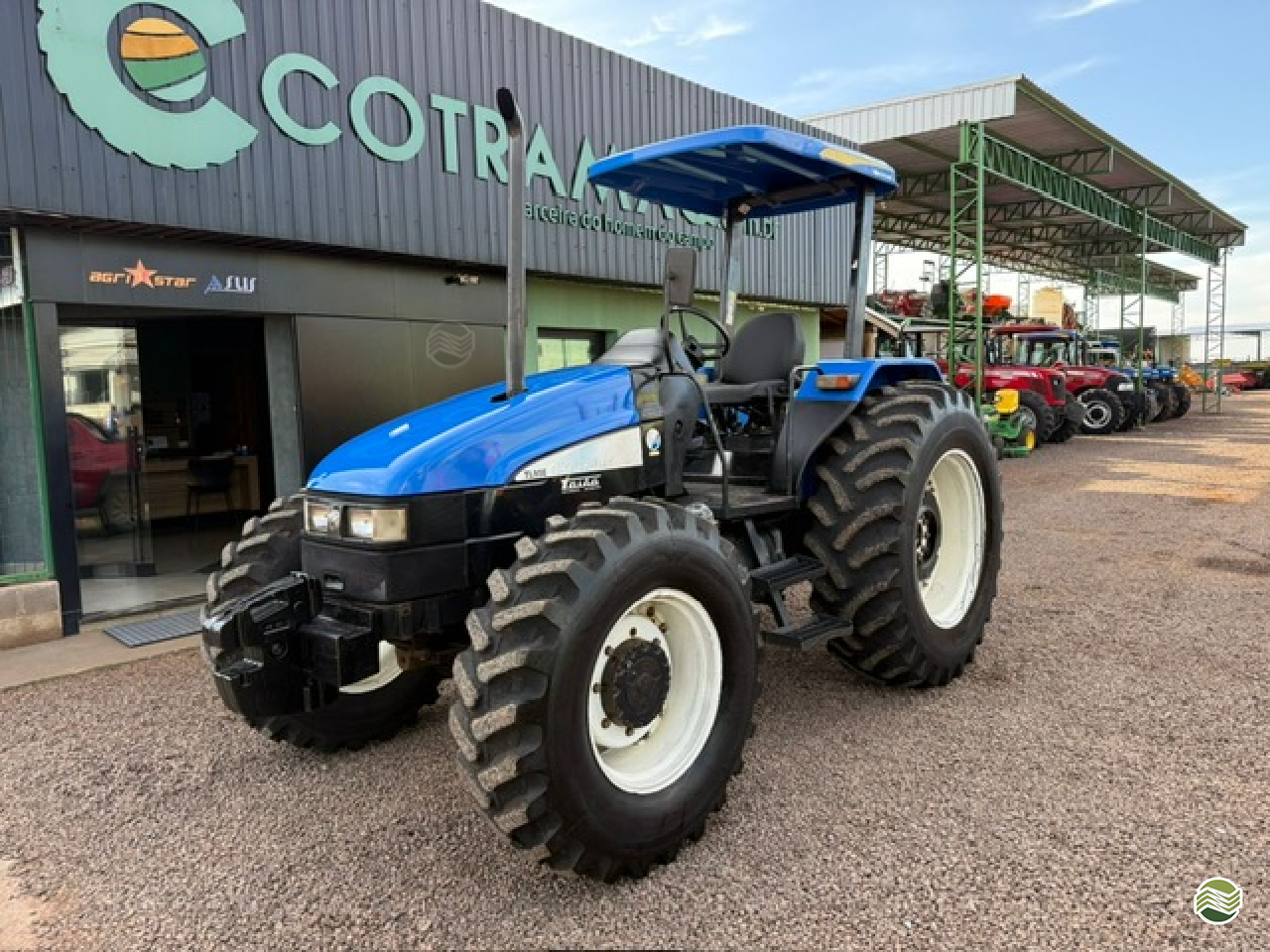 NEW TL 95 de Cotramaq Tratores