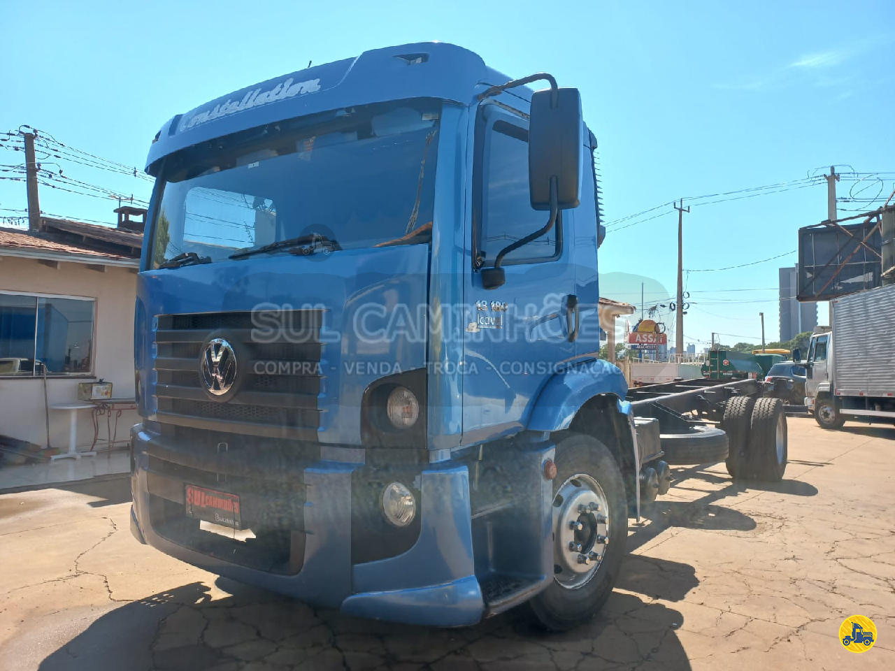 CAMINHAO VOLKSWAGEN VW 13180 Chassis Toco 4x2 Sul Caminhões MARINGA PARANÁ PR
