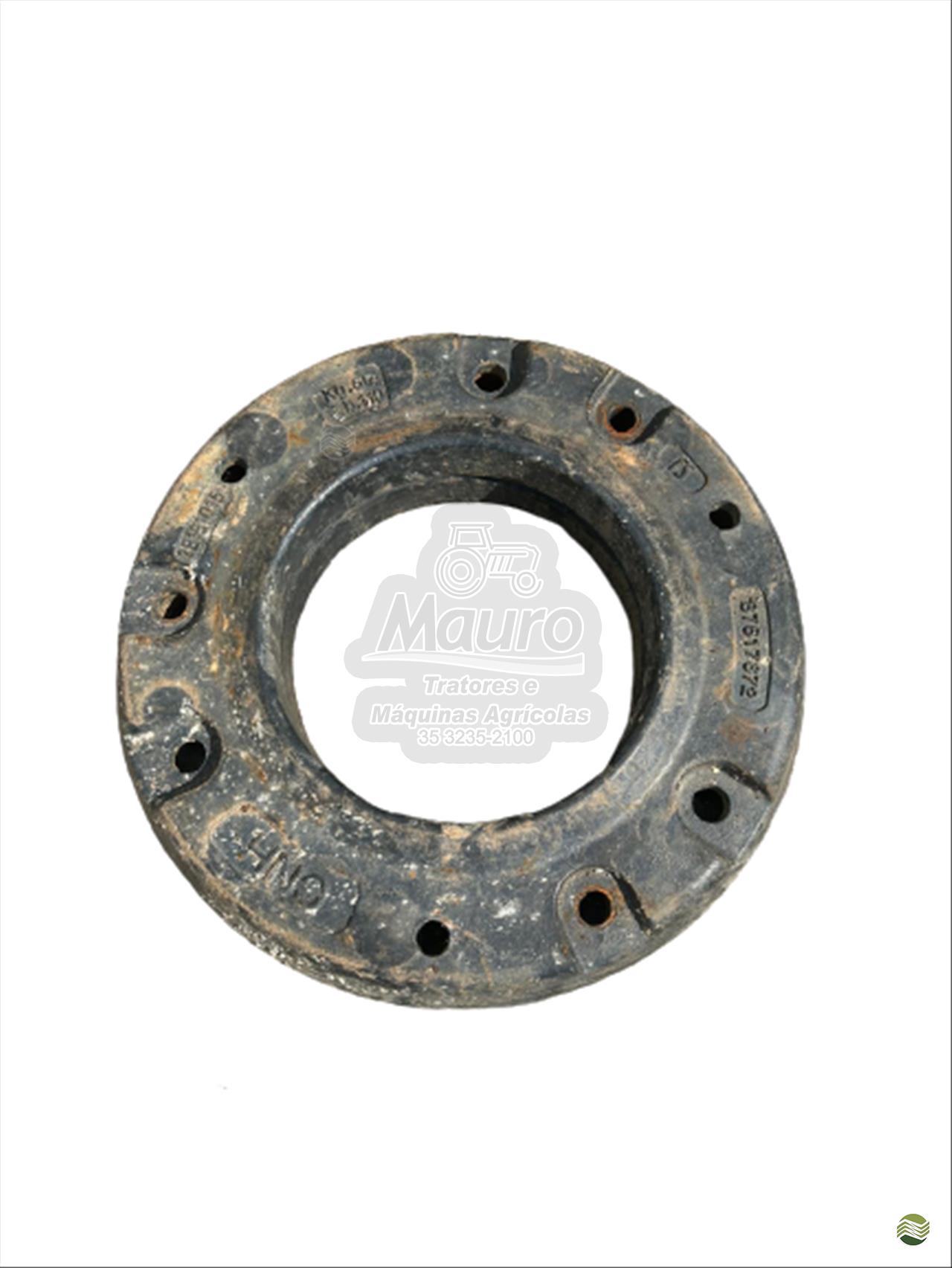 tres-coracoes%2fmg%2f87617872---peso-traseiro-new-holland-tl-ford-50kg%2ftrator%2fford%2c-new-holland%2fford-7630%2c-new-tl-75%2fmauro-tratores%2f13405