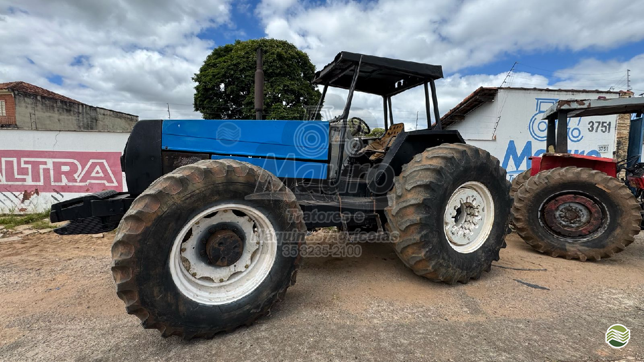 TRATOR VALTRA VALTRA 1780 Tração 4x4 Mauro Tratores TRES CORACOES MINAS GERAIS MG