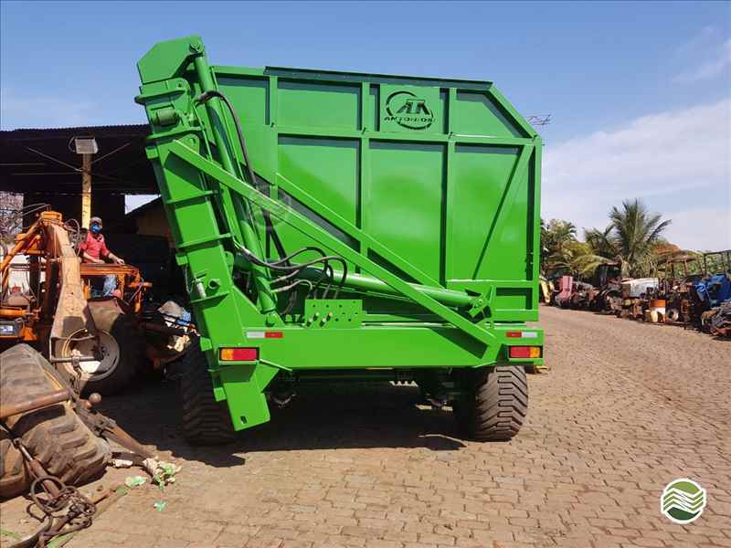 IMPLEMENTOS AGRICOLAS CARRETA AGRÍCOLA CARRETA TRANSBORDO Só Agrícola Máquinas e Peças BARRETOS SÃO PAULO SP