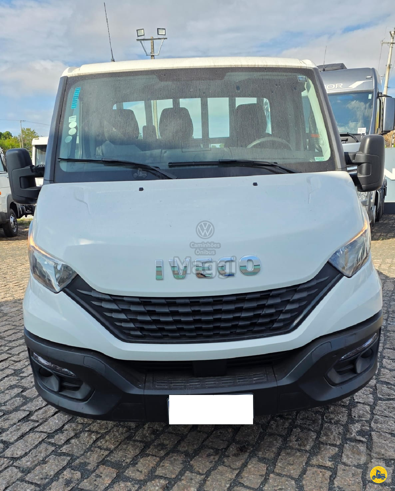 CAMINHAO IVECO DAILY 35-150 Grua Carroceria 3/4 4x2 Maggi Caminhões - VW ITU SÃO PAULO SP