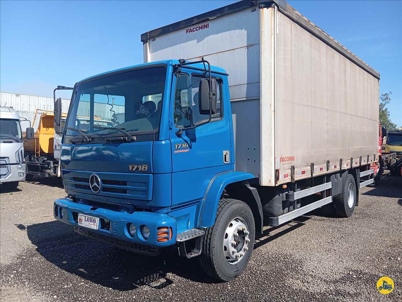 CAMINHAO MERCEDES-BENZ MB 1718 Baú Sider Toco 4x2 Lobo Caminhões PIRACICABA SÃO PAULO SP