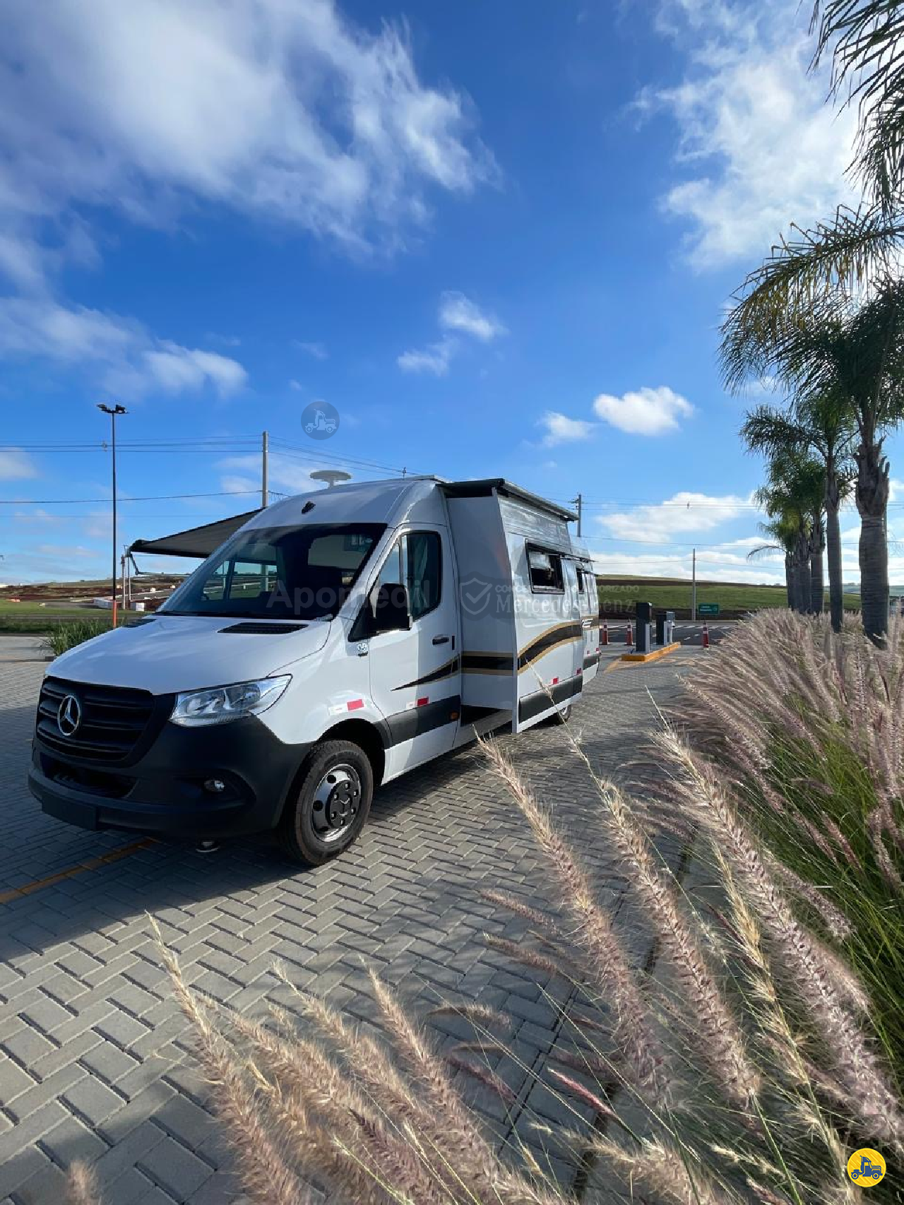 MOTORHOME OUTROS MOTORHOME Apomedil - Mercedes Benz LAJEADO RIO GRANDE DO SUL RS