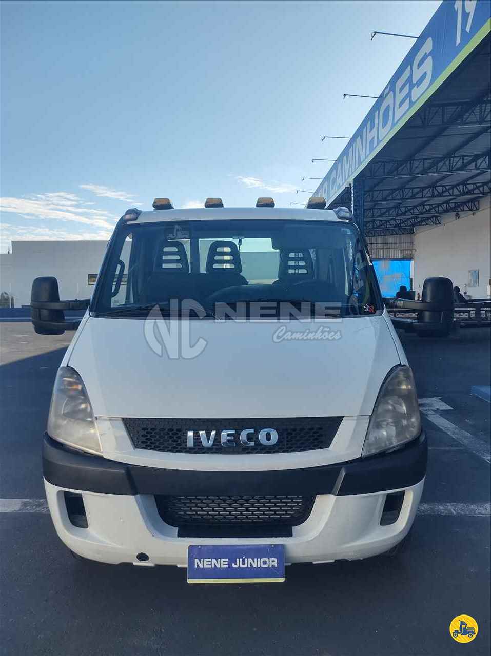 CAMINHAO IVECO DAILY 70c16 Plataforma Guincho 3/4 4x2 Nene Caminhões SAO JOAO DA BOA VISTA SÃO PAULO SP