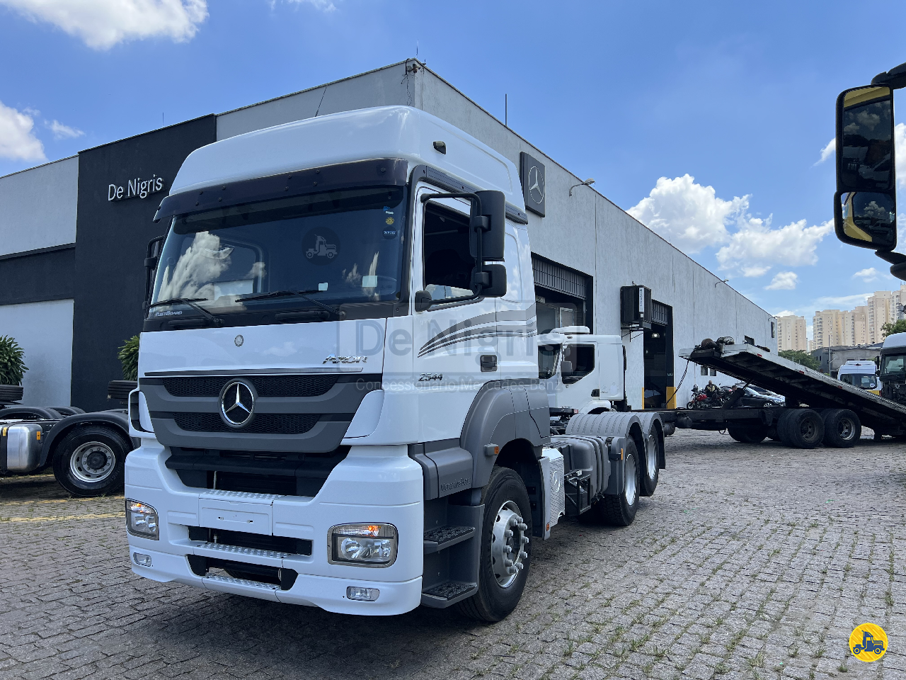 CAMINHAO MERCEDES-BENZ MB 2544 Cavalo Mecânico Cavalo 6x2 De Nigris - MB SAO PAULO SÃO PAULO SP