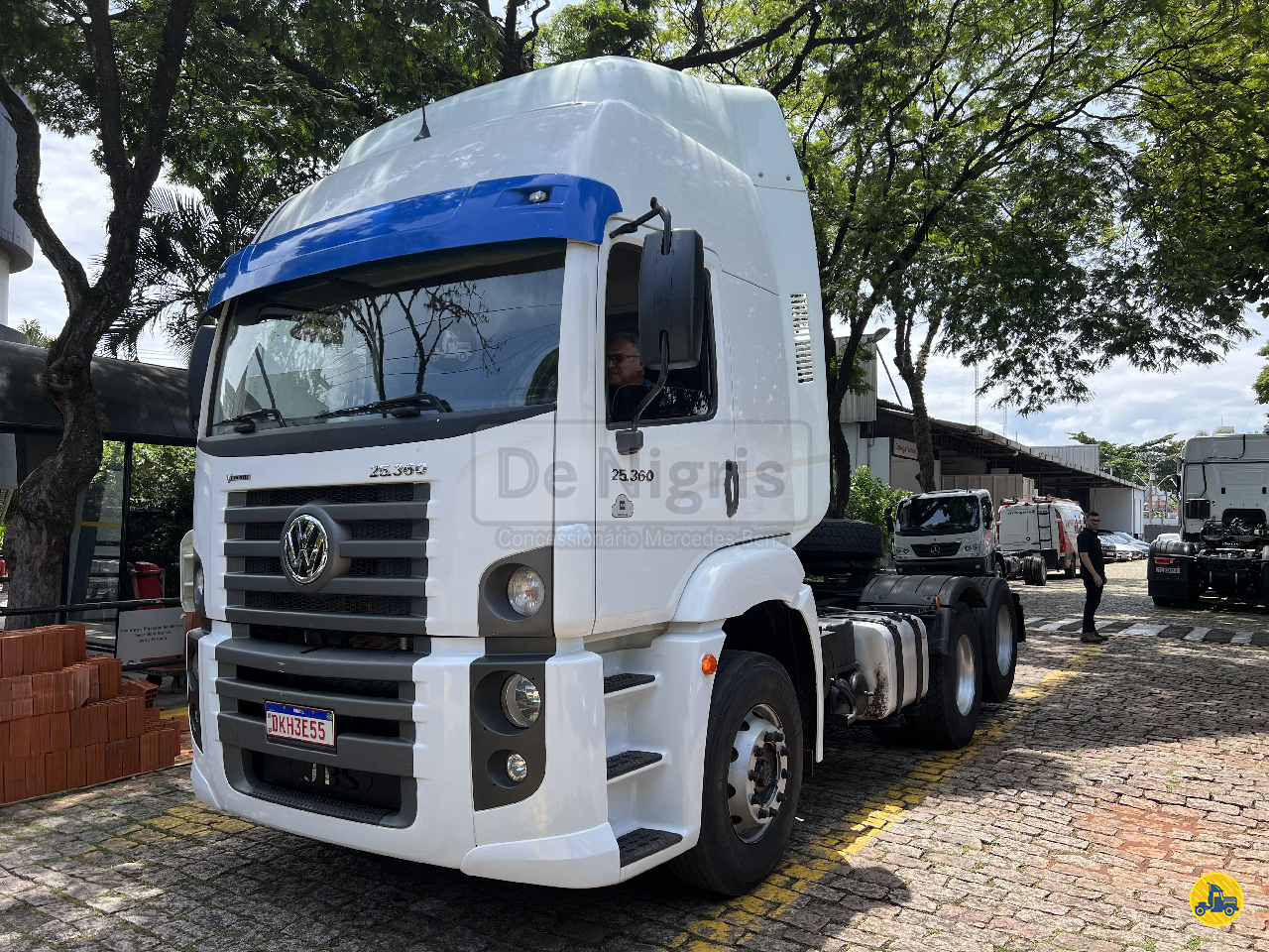 CAMINHAO VOLKSWAGEN VW 25360 Cavalo Mecânico Cavalo 6x2 De Nigris - MB SAO PAULO SÃO PAULO SP