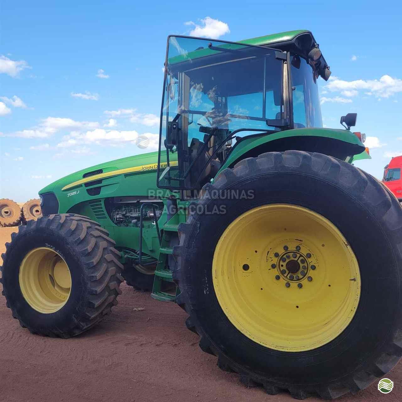 JOHN DEERE 7225J de Brasil Máquinas Agrícolas