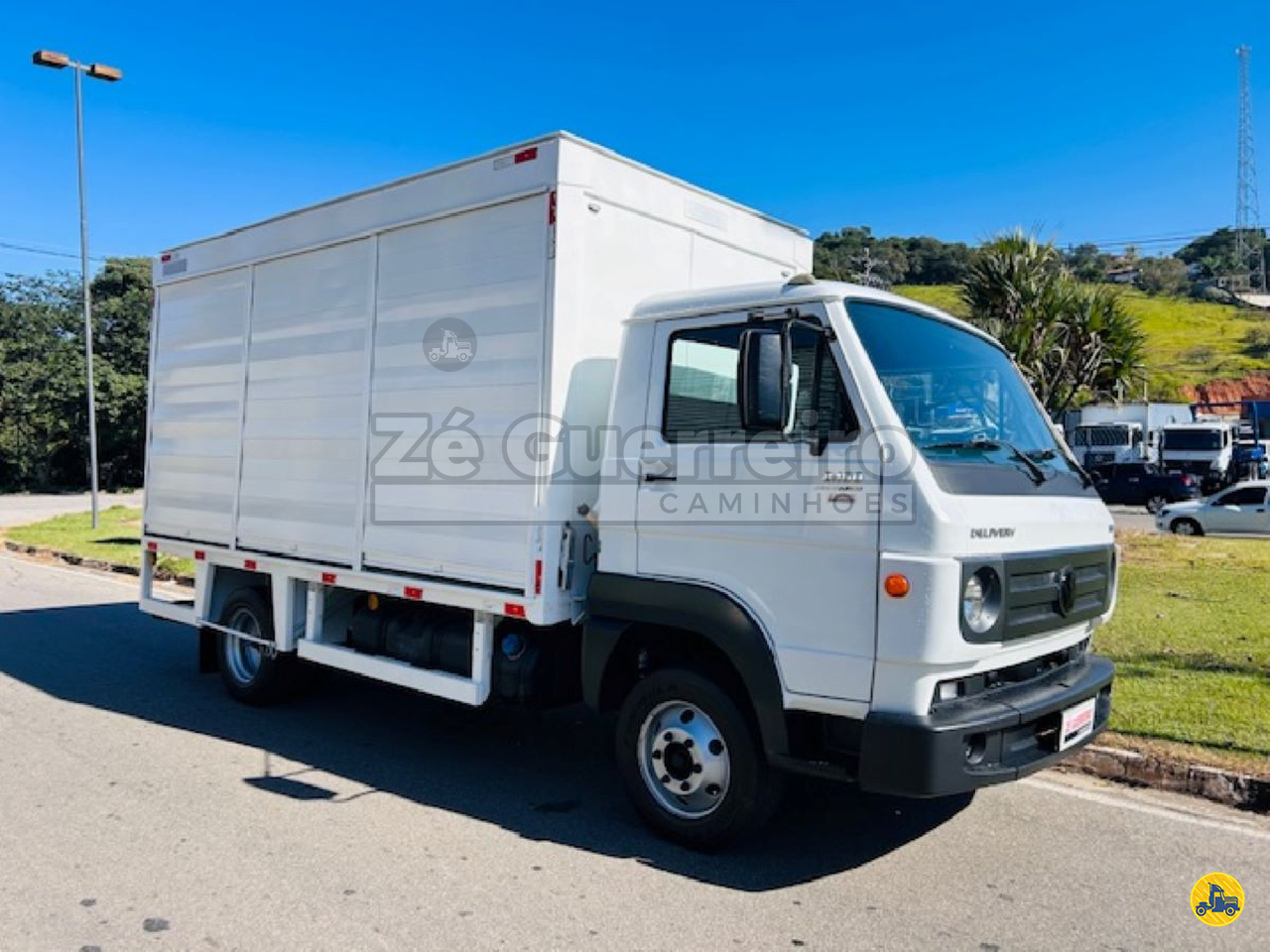 CAMINHAO VOLKSWAGEN VW 8160 Baú Bebidas 3/4 4x2 Zé Guerreiro Caminhões ITATIBA SÃO PAULO SP