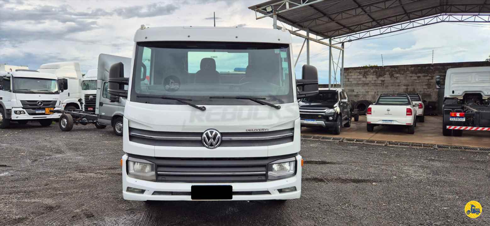 CAMINHAO VOLKSWAGEN DELIVERY EXPRESS Chassis Toco 4x2 Rebocks LIMEIRA SÃO PAULO SP