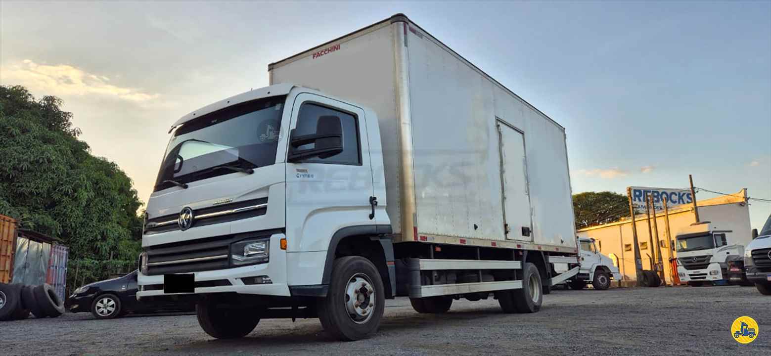 CAMINHAO VOLKSWAGEN VW 11180 Baú Furgão Cavalo 4x2 Rebocks LIMEIRA SÃO PAULO SP