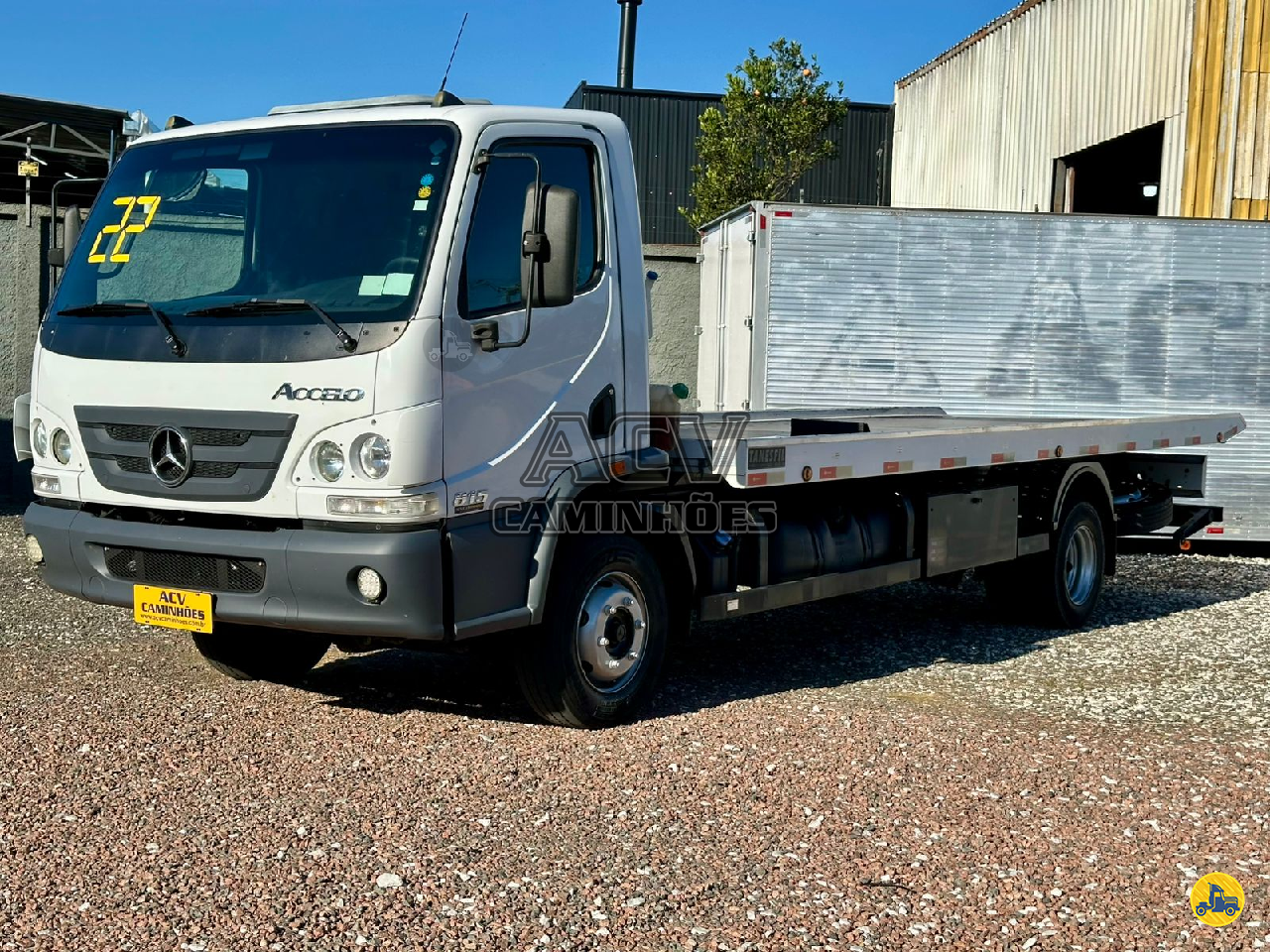 CAMINHAO MERCEDES-BENZ MB 815 Plataforma Guincho 3/4 4x2 ACV Caminhões CURITIBA PARANÁ PR