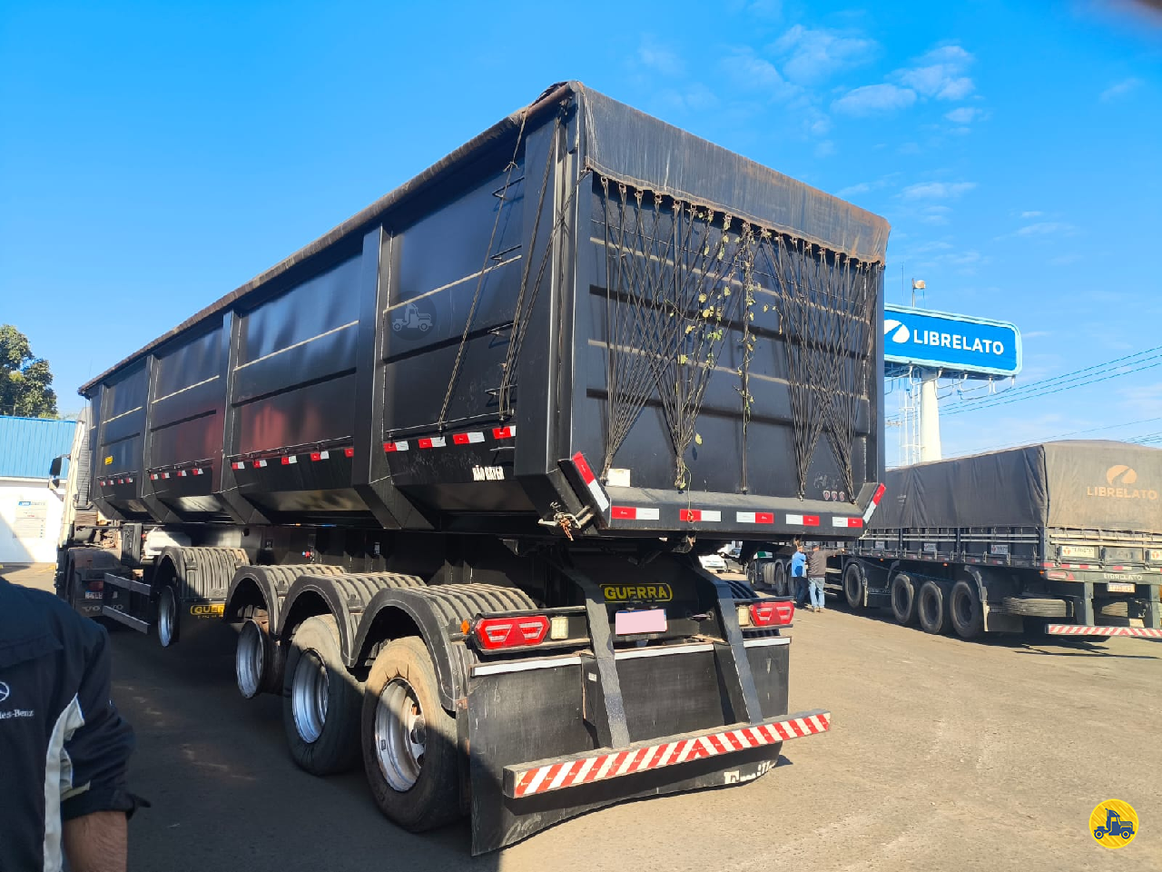 CARRETA SEMI-REBOQUE BASCULANTE Zambon Equipamentos Rodoviários - Librelato  PIRACICABA SÃO PAULO SP