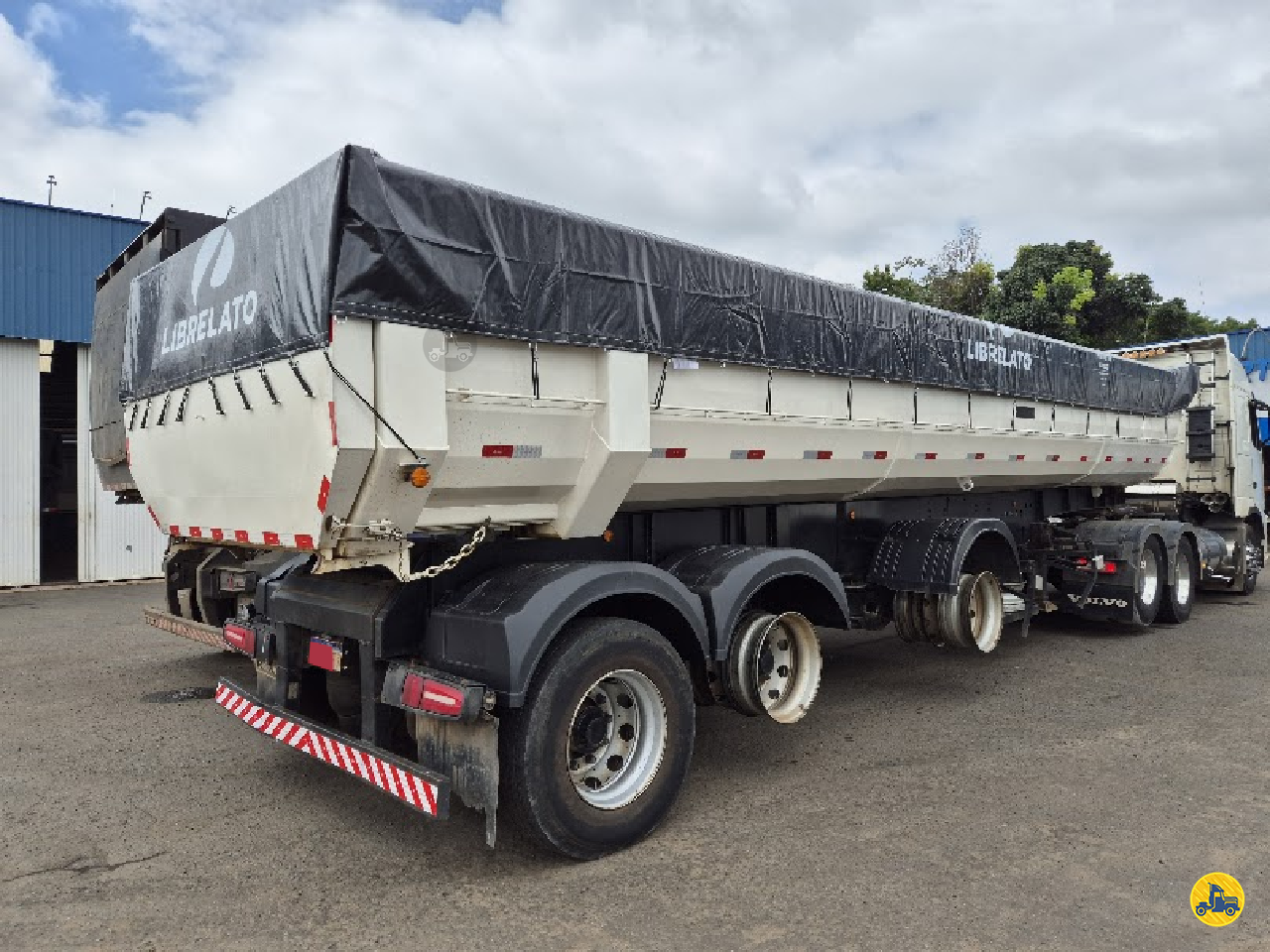 CARRETA SEMI-REBOQUE BASCULANTE Zambon Equipamentos Rodoviários - Librelato  PIRACICABA SÃO PAULO SP