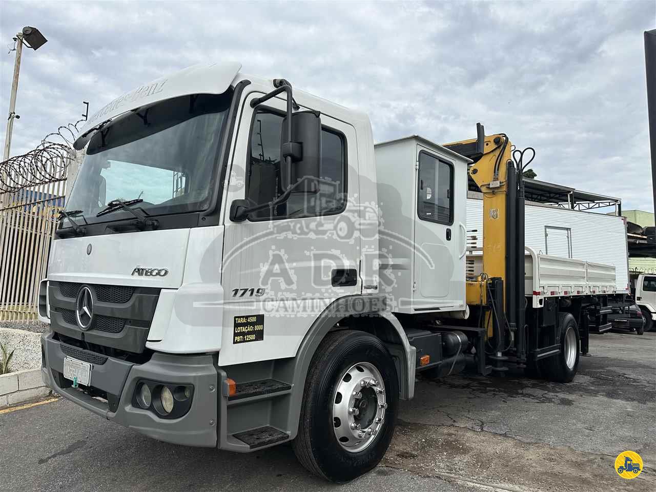 CAMINHAO MERCEDES-BENZ MB 1719 Poliguindaste Toco 4x2 ADR Caminhões BELO HORIZONTE MINAS GERAIS MG