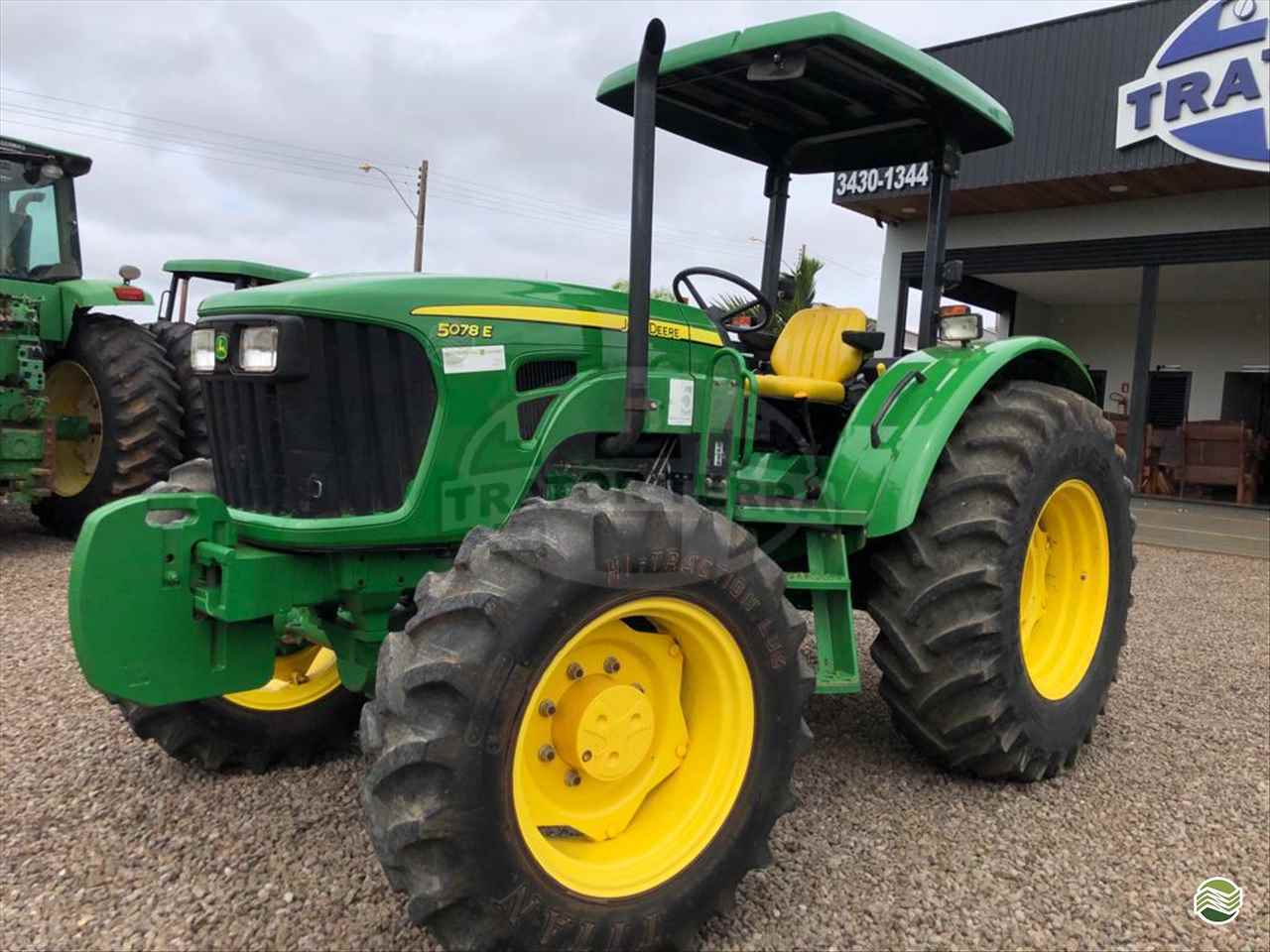 TRATOR JOHN DEERE JOHN DEERE 5078 Tração 4x4 Trator Terra - Jatai JATAI GOIAS GO