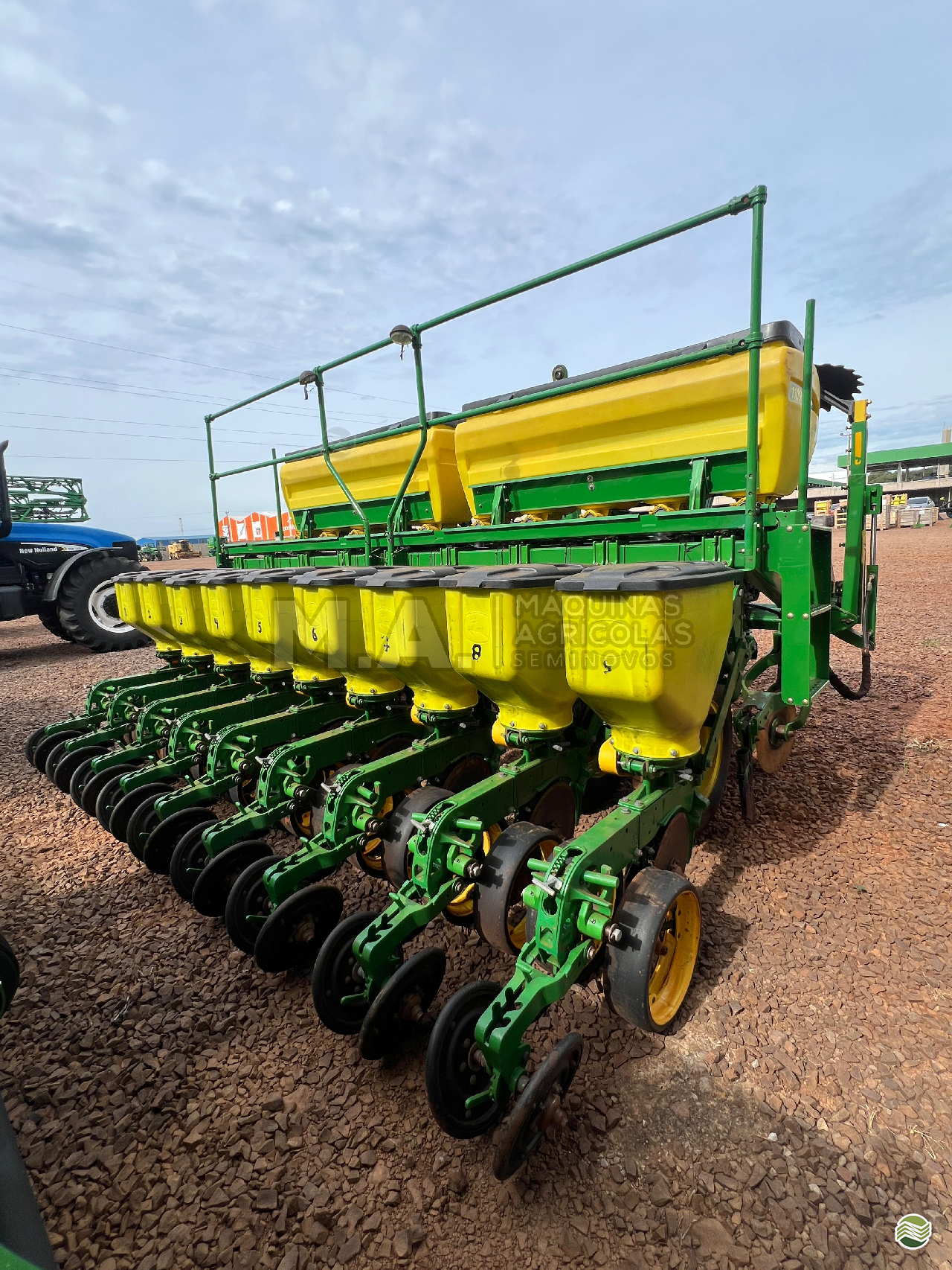 PLANTADEIRA JOHN DEERE PLANTADEIRAS 1109 M.A. Máquinas Agrícolas - Cascavel CASCAVEL PARANÁ PR