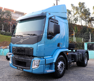VOLVO VM 330