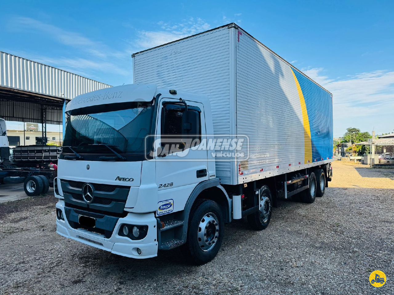 CAMINHAO MERCEDES-BENZ MB 2426 Baú Furgão BiTruck 8x2 Sanjoanense Veículos LIMEIRA SÃO PAULO SP